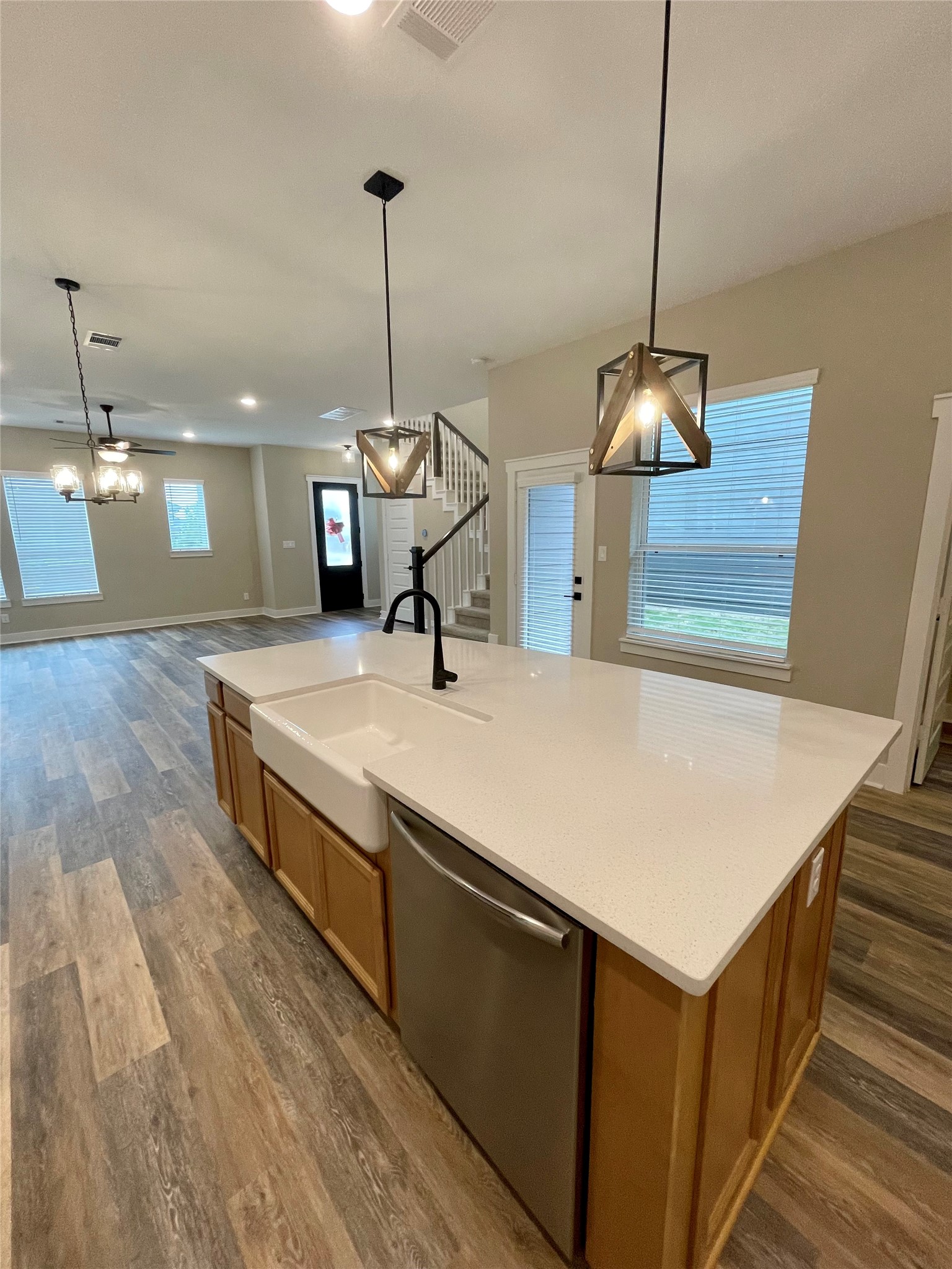 18607 Courteous Way Property Photo 15