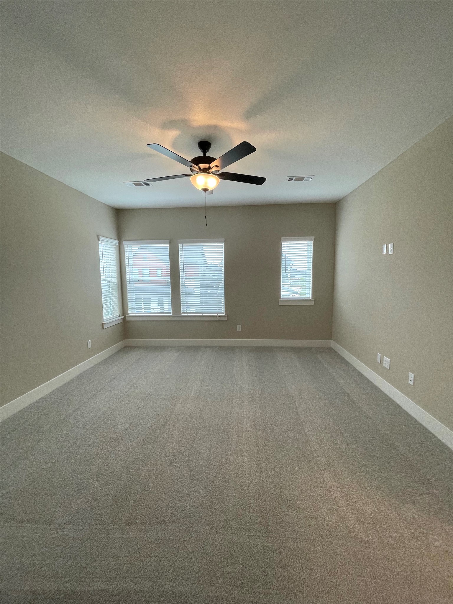 18607 Courteous Way Property Photo 21