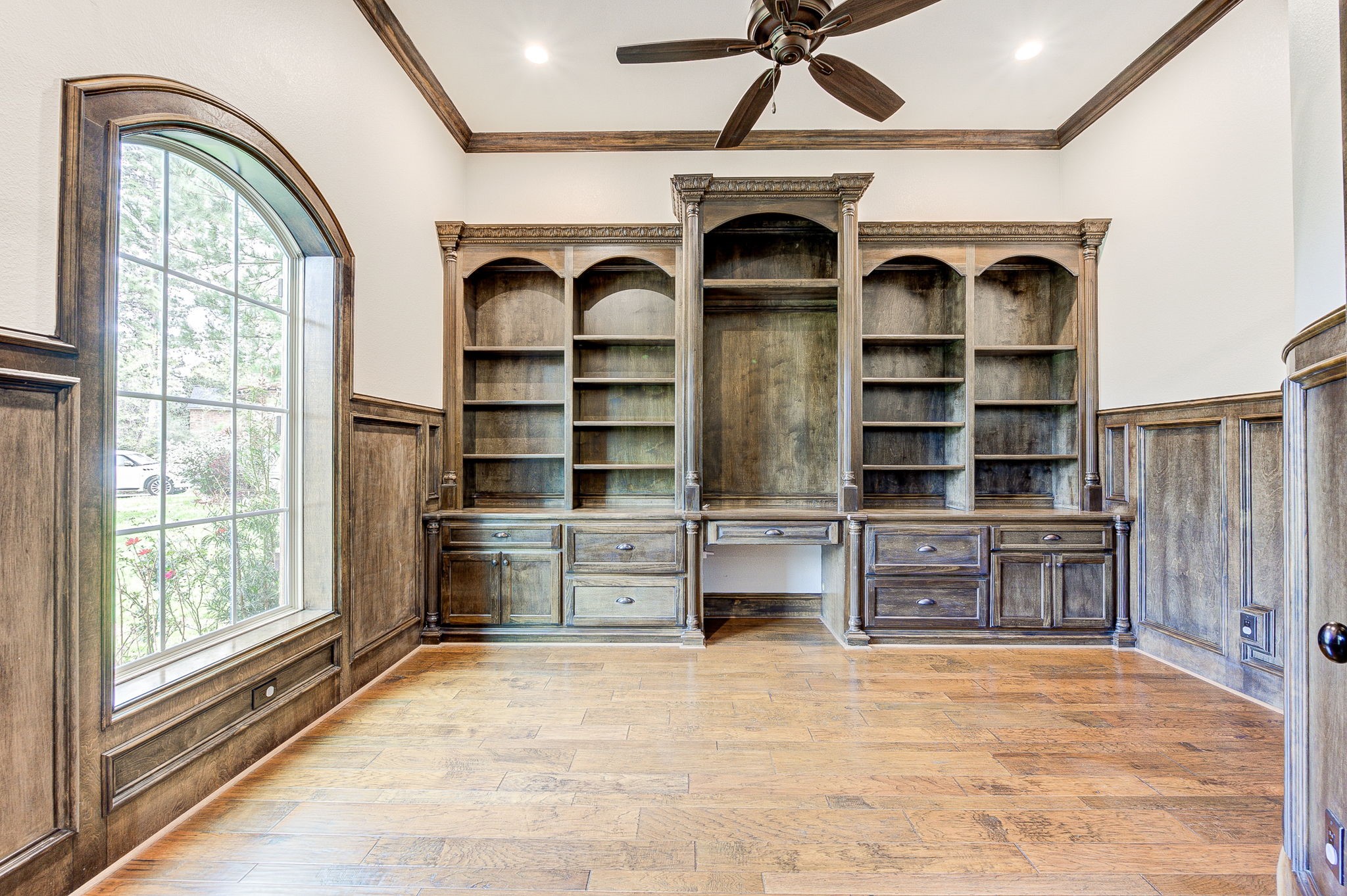 27303 Silver Jade Court Property Photo 6
