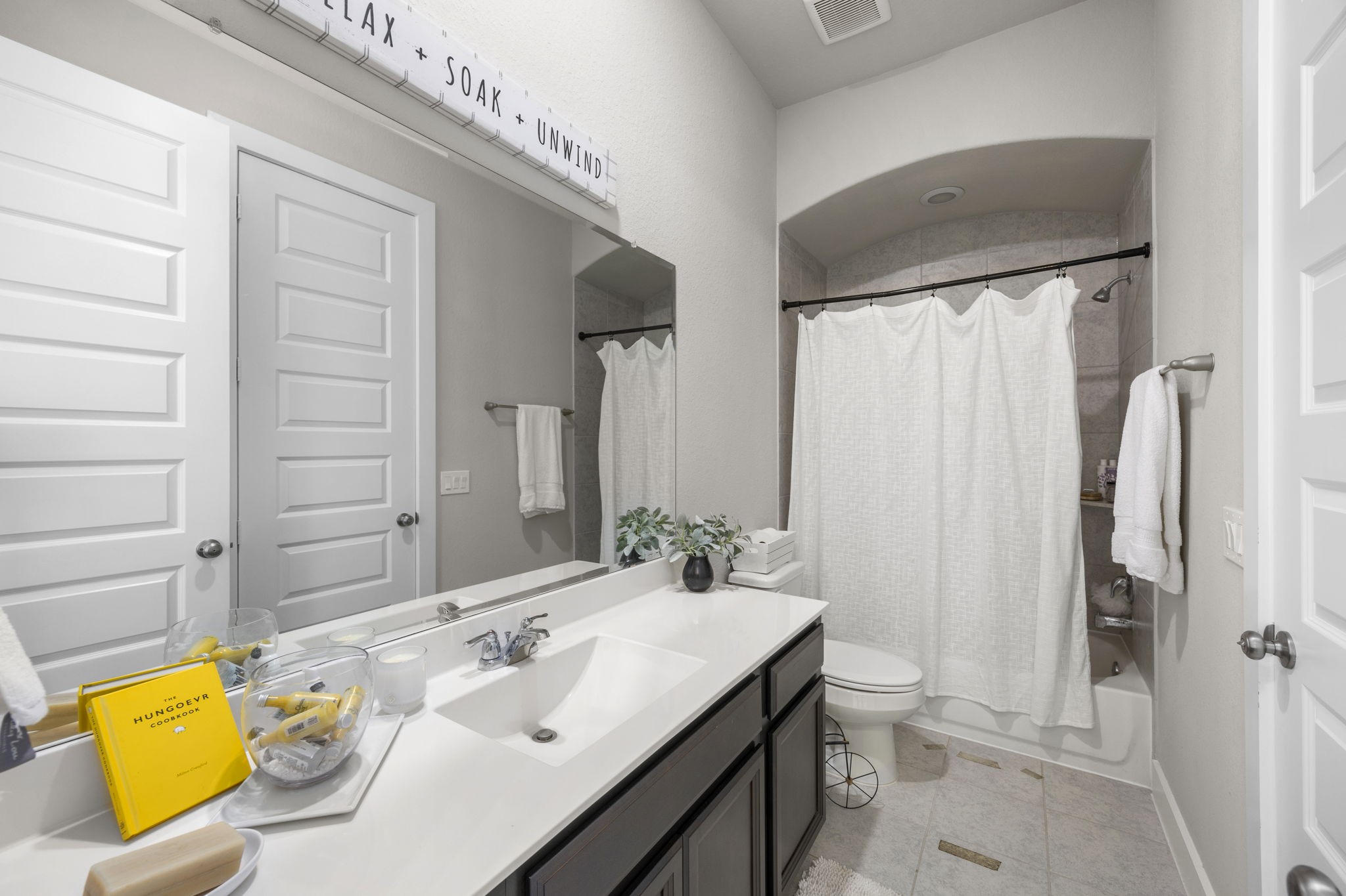 2215 Rose Manor Court Property Photo 20