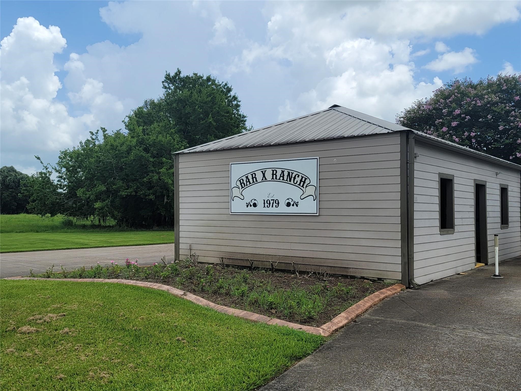 1574 Quarter Horse Trail Property Photo 9