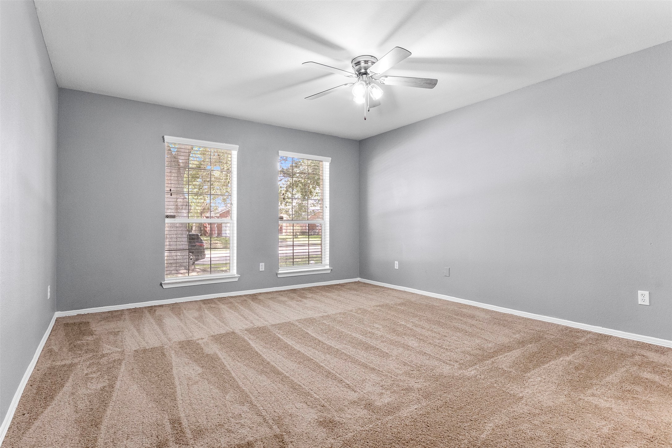 1815 Sherwood Forest Circle Property Photo 13