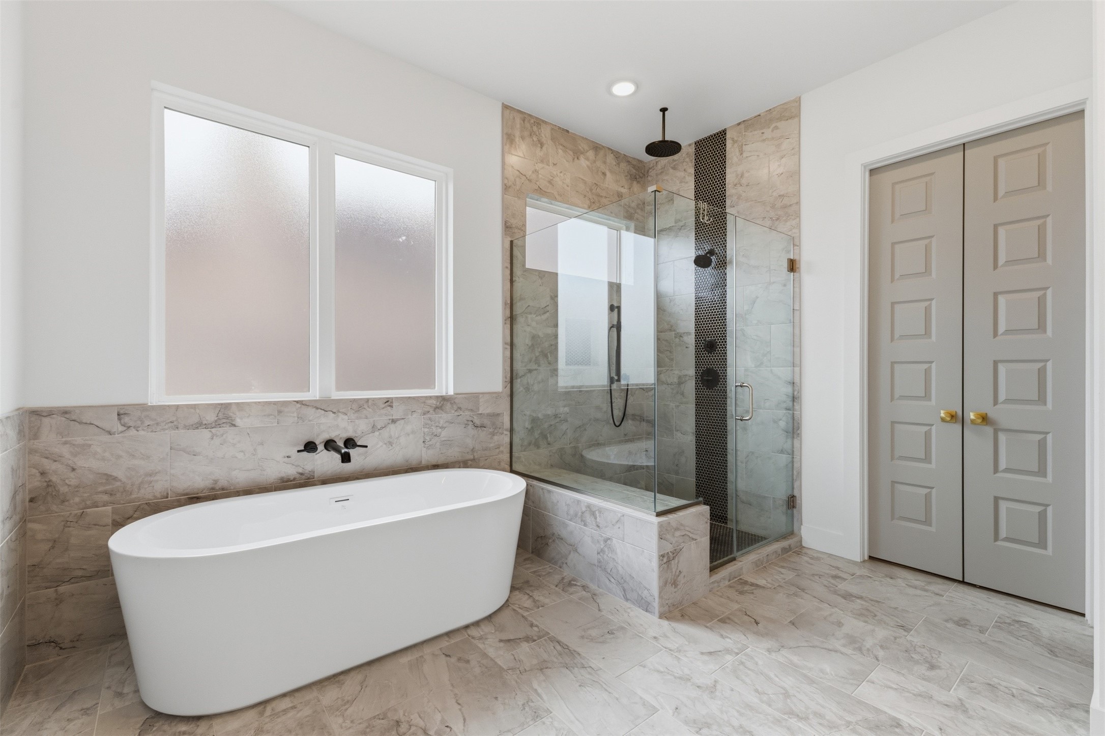 4809 White Ash Court Property Photo 14