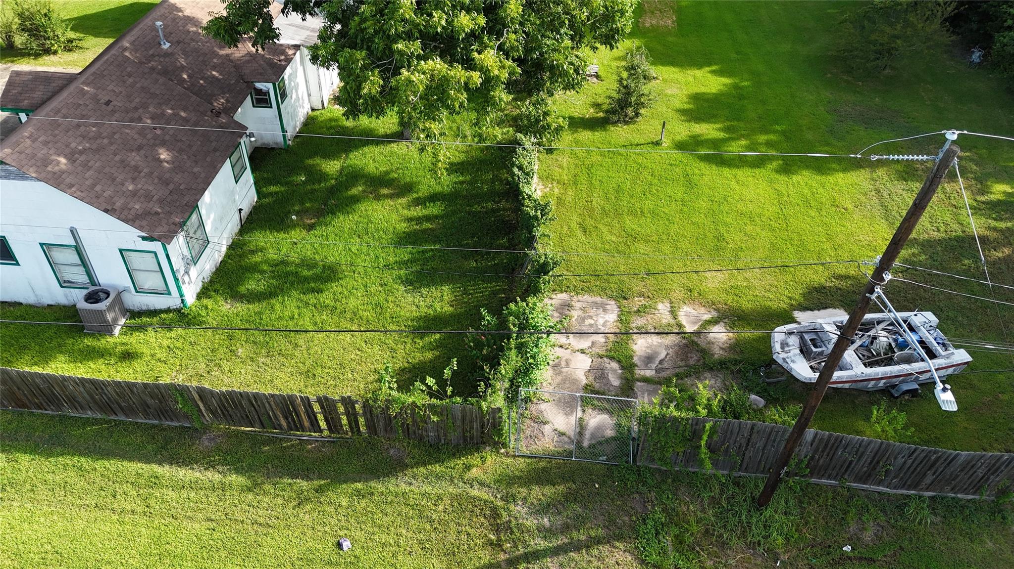1129 Niagara Street, Houston Tx 77051 Property Photo 3