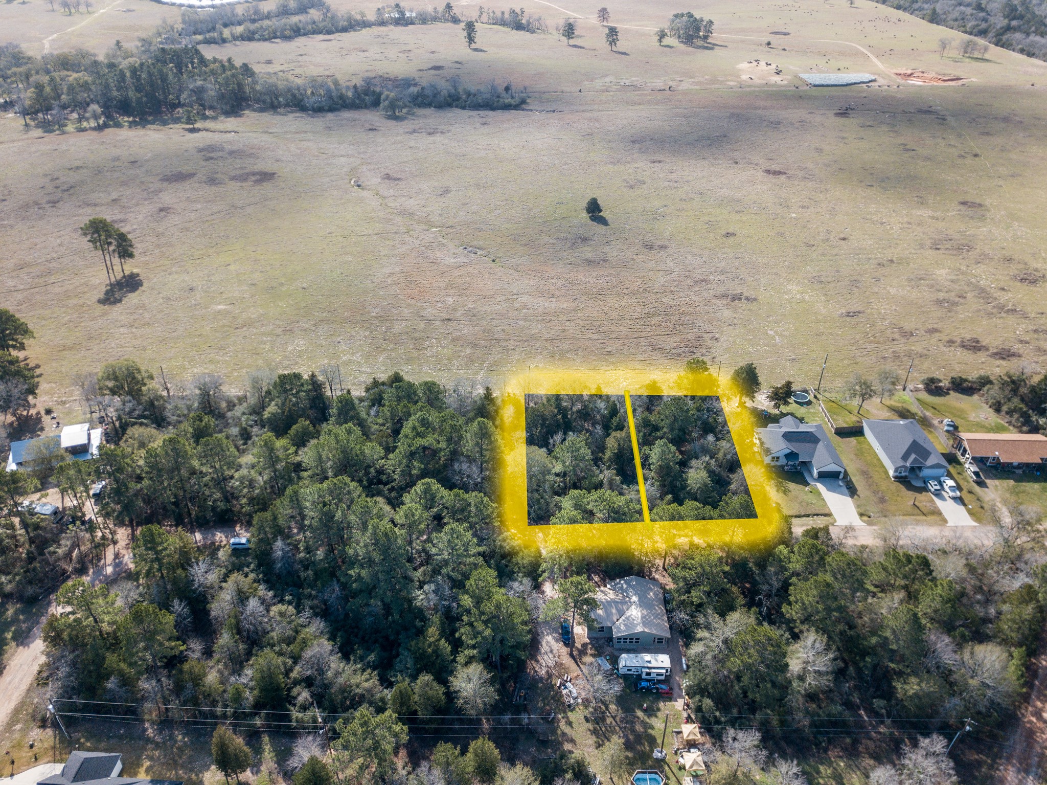 38044 Quail Drive Property Photo 3