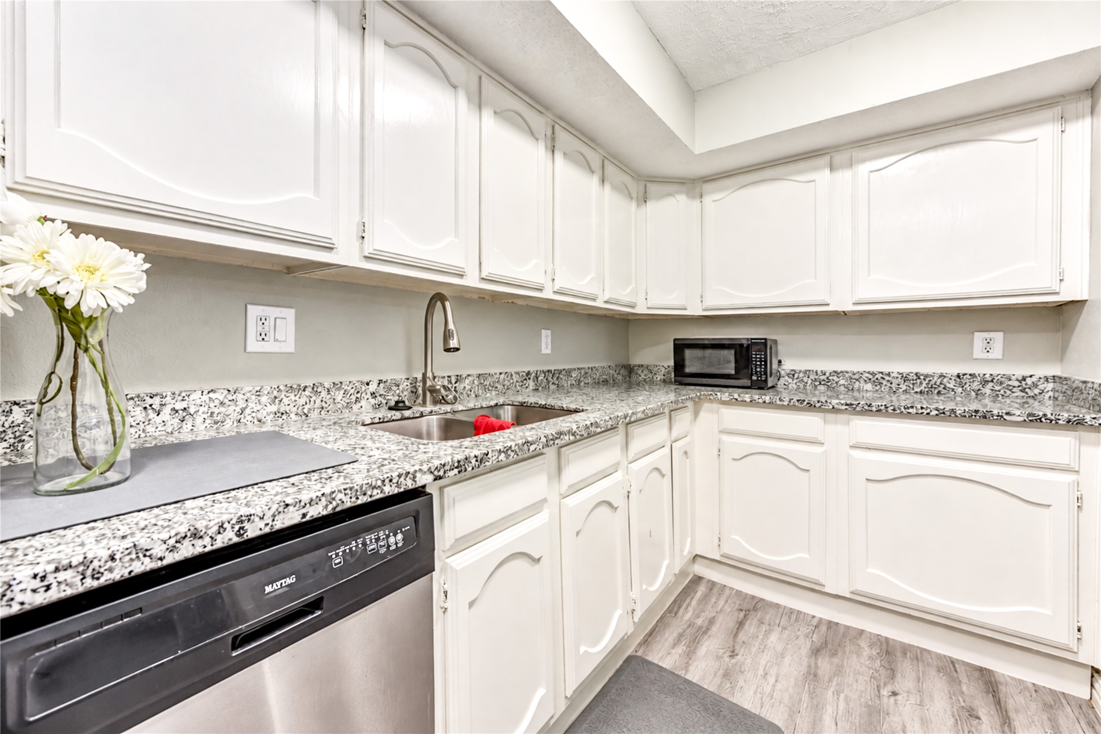 6741 Tara Drive Property Photo 18