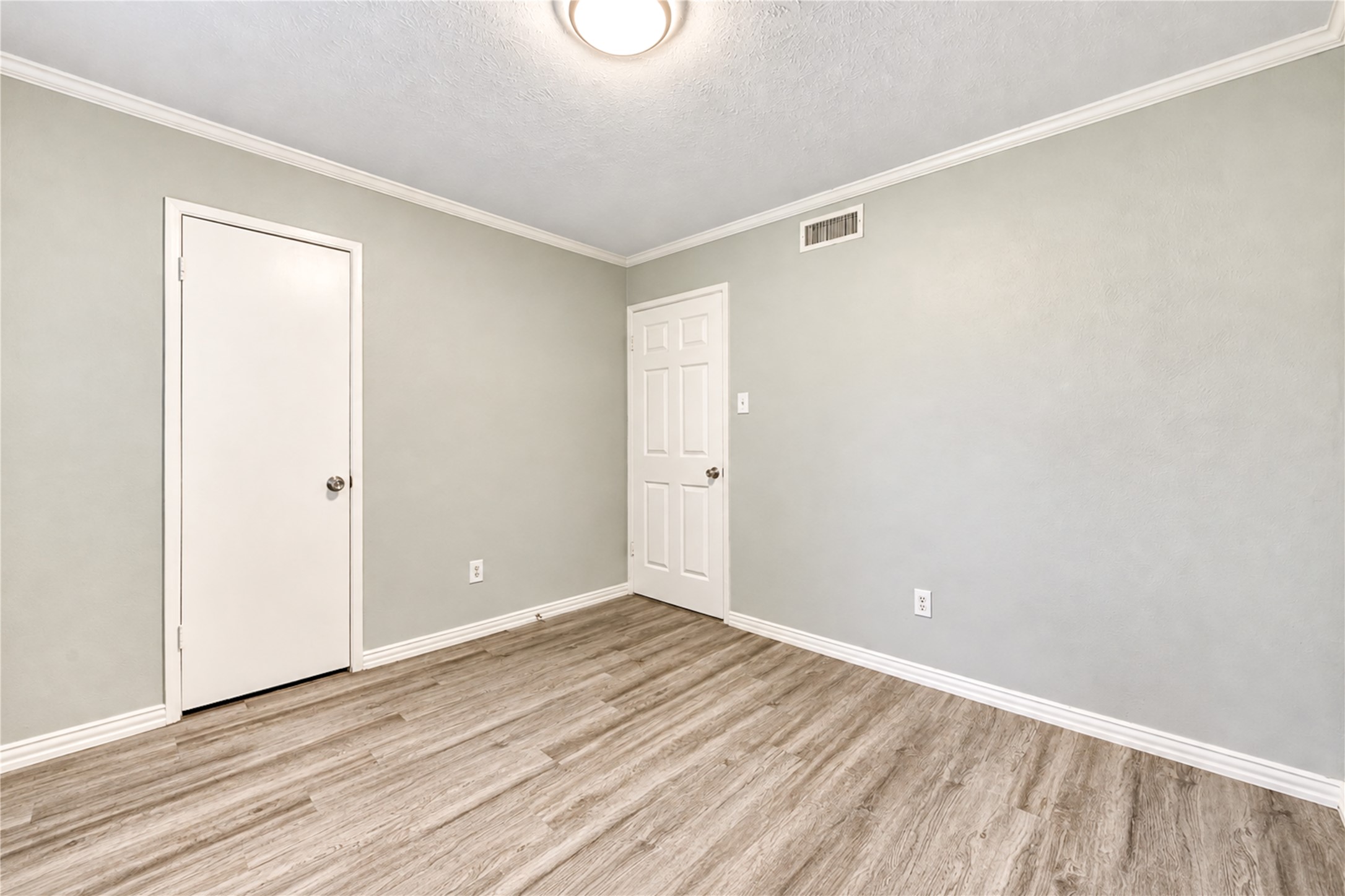 6741 Tara Drive Property Photo 25