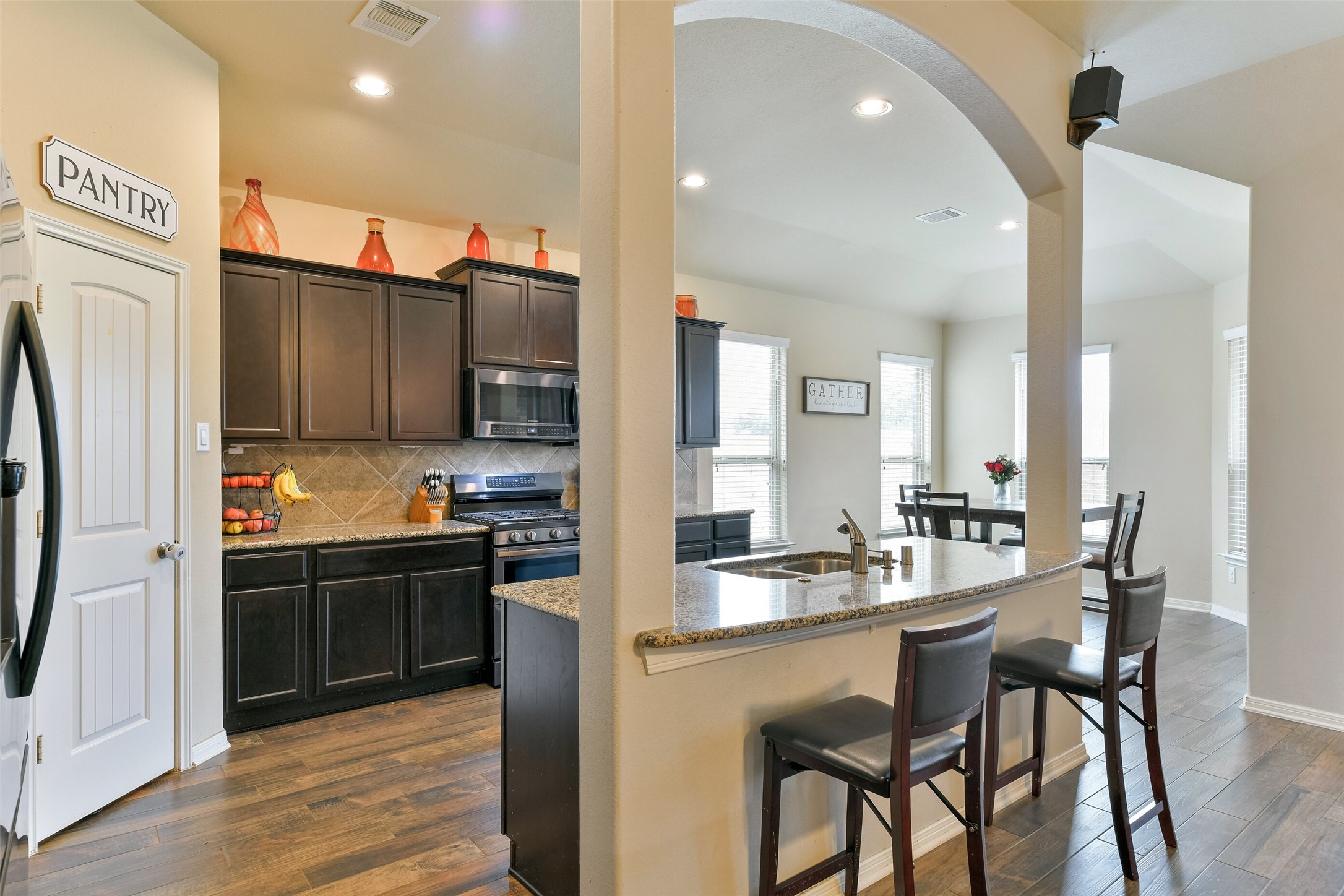 2514 Copper Fields Drive Property Photo 5