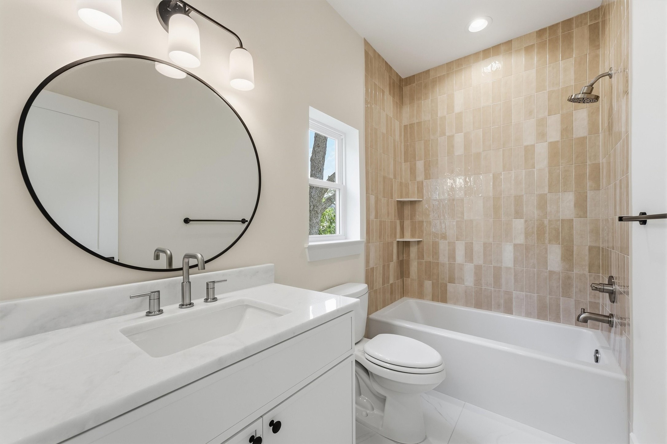 8555 Forum Drive Property Photo 18