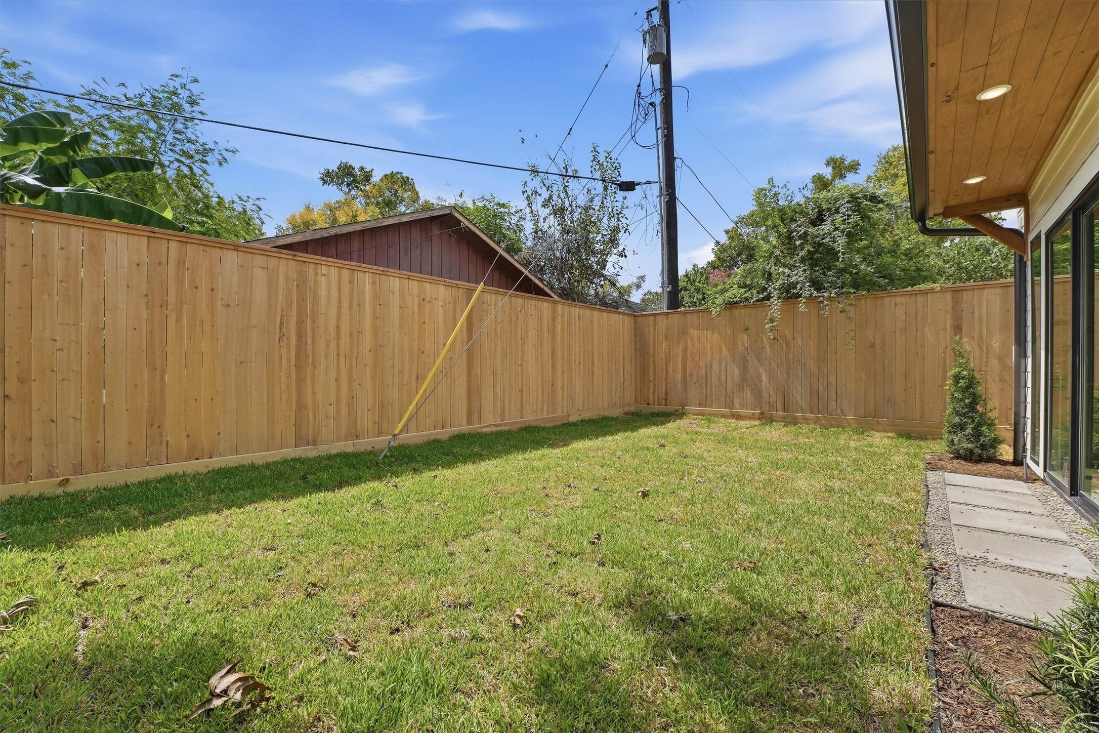 8555 Forum Drive Property Photo 26