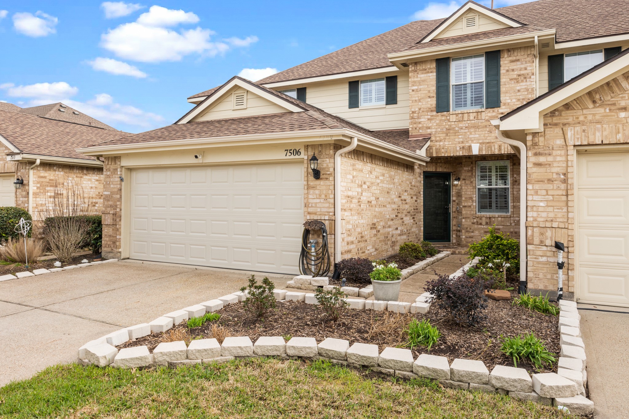 7506 Creekside Lane Property Photo