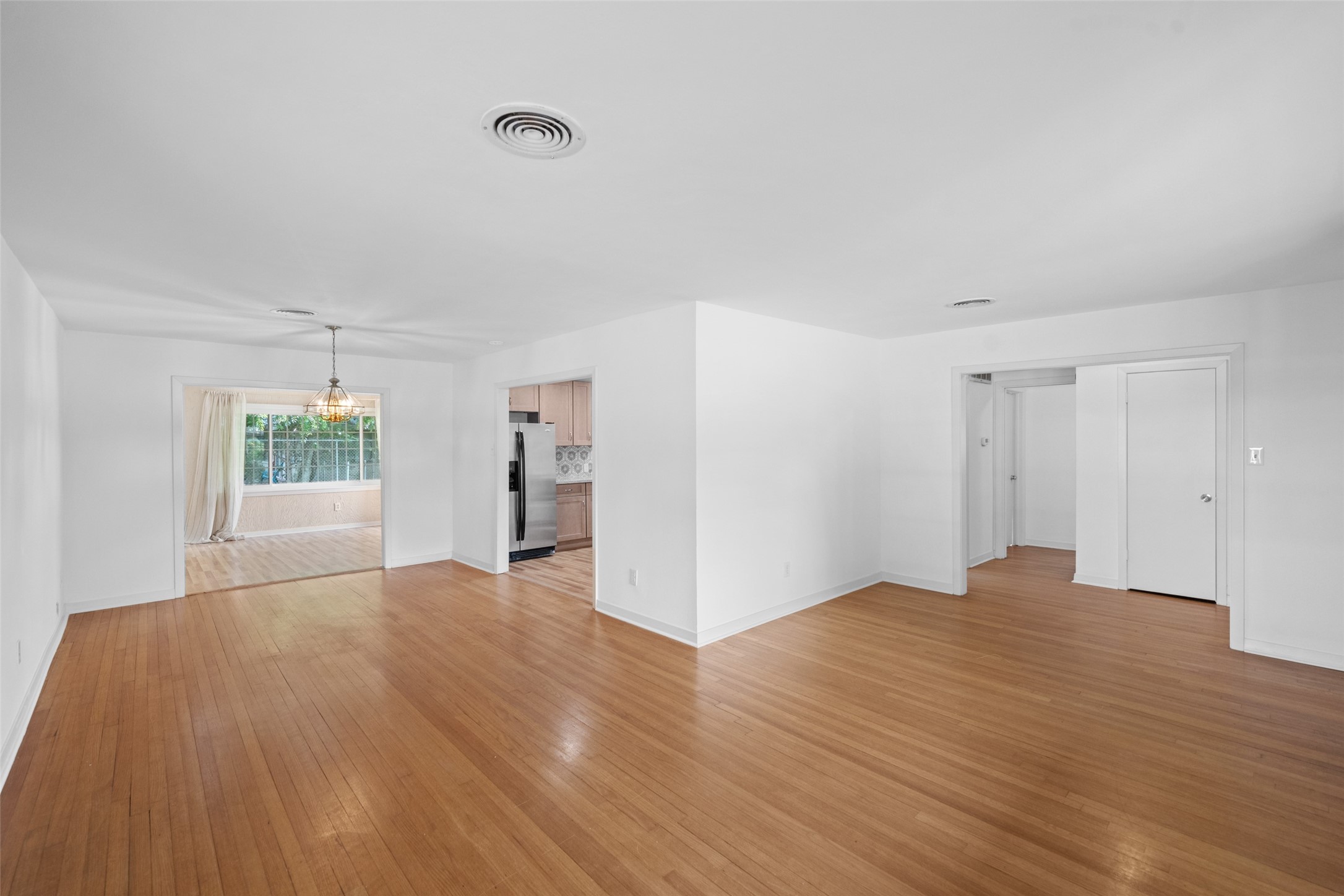 9302 Walterville Road Property Photo 3