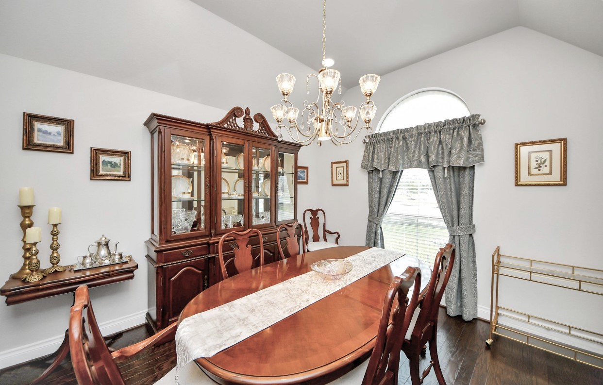 2302 Calm Channel Ct Property Photo 5