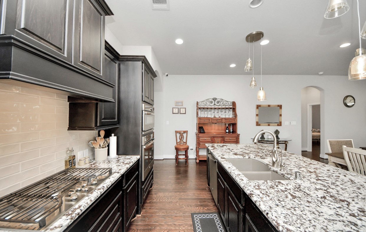 2302 Calm Channel Ct Property Photo 14