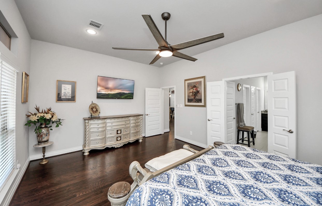 2302 Calm Channel Ct Property Photo 28