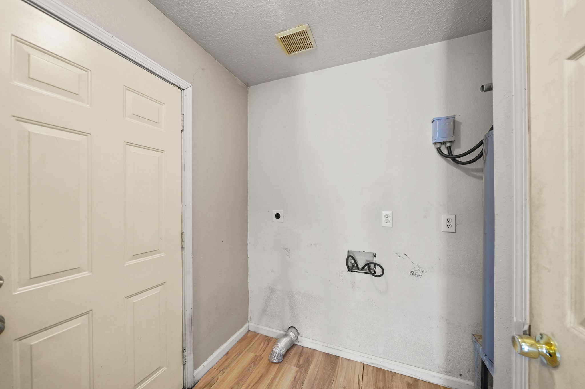 1704 Pannell Street Property Photo 5