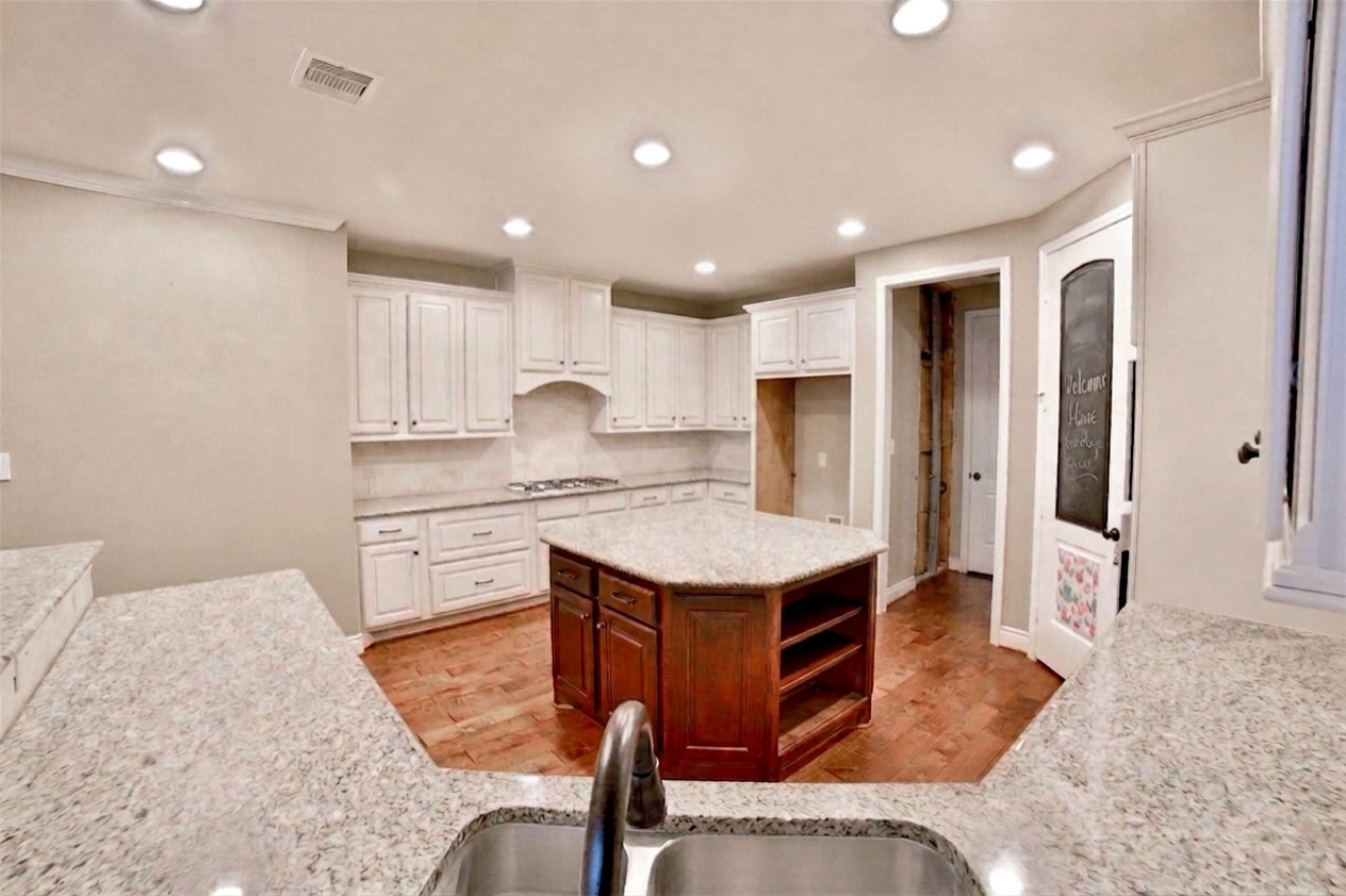 2403 Haven Hill Drive Property Photo 18