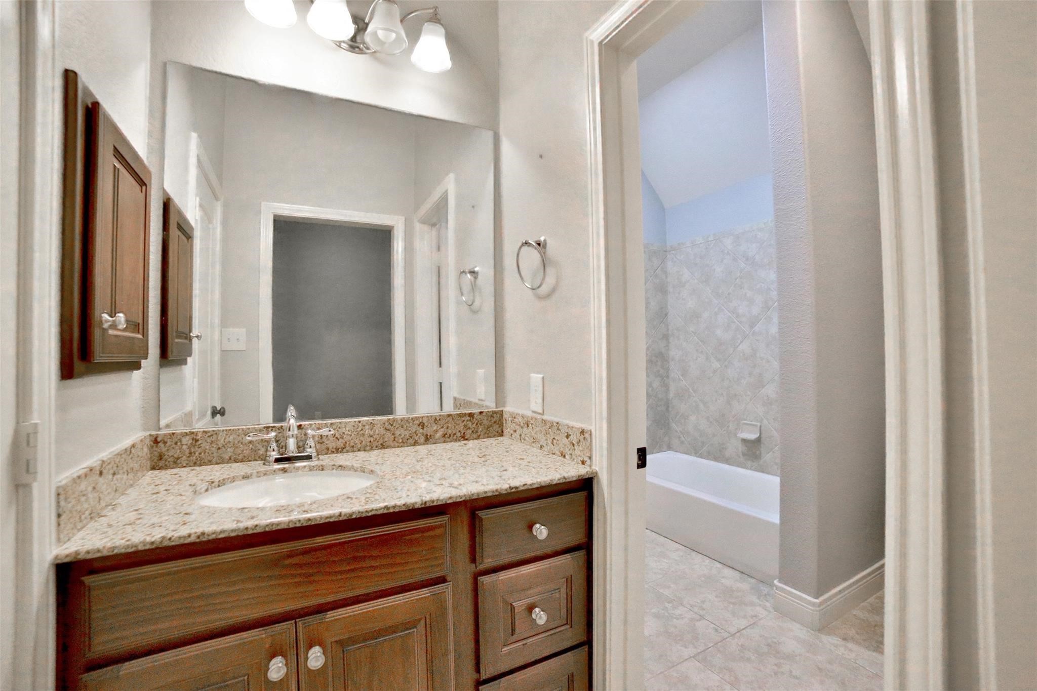 2403 Haven Hill Drive Property Photo 34