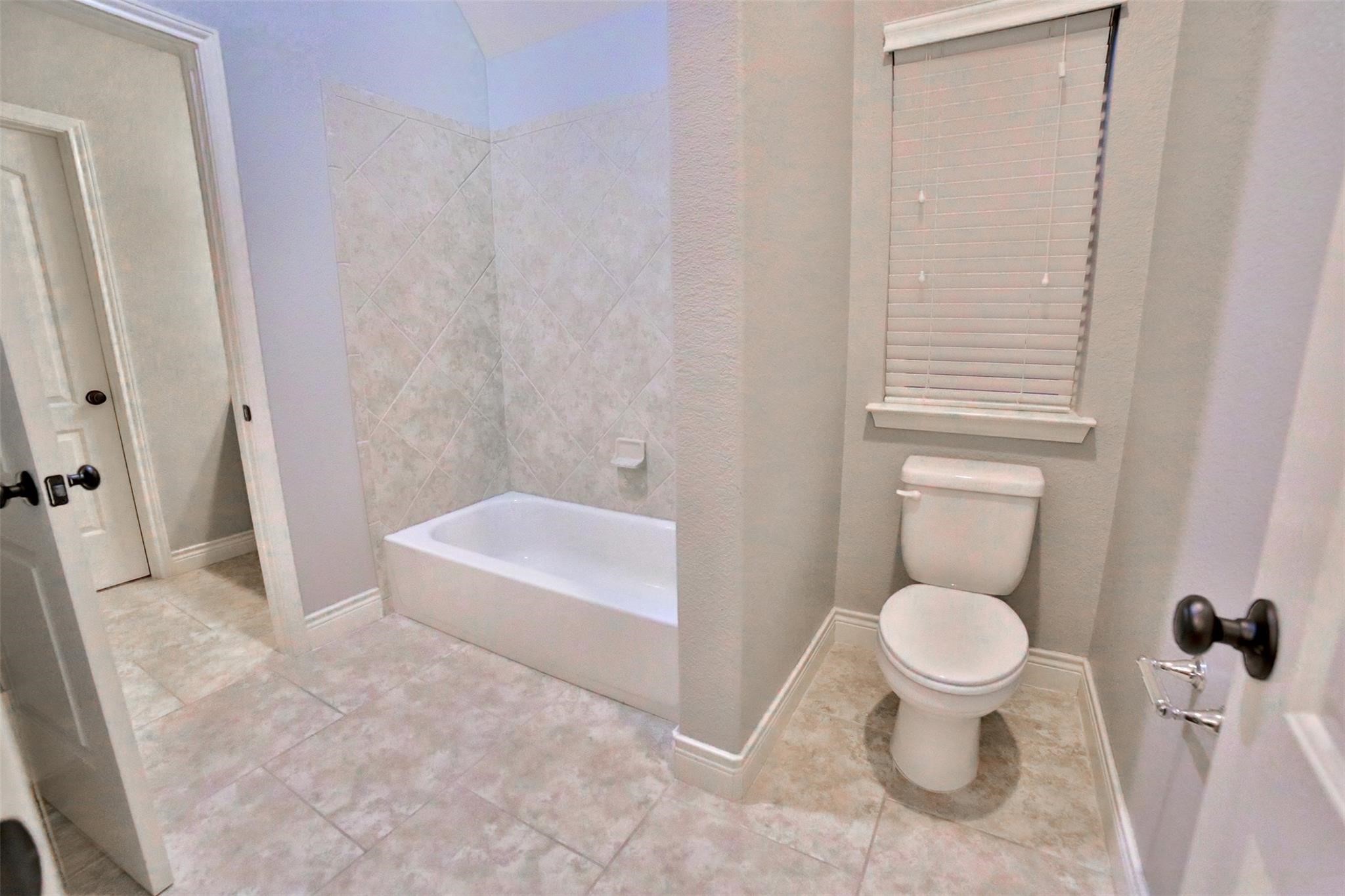 2403 Haven Hill Drive Property Photo 35