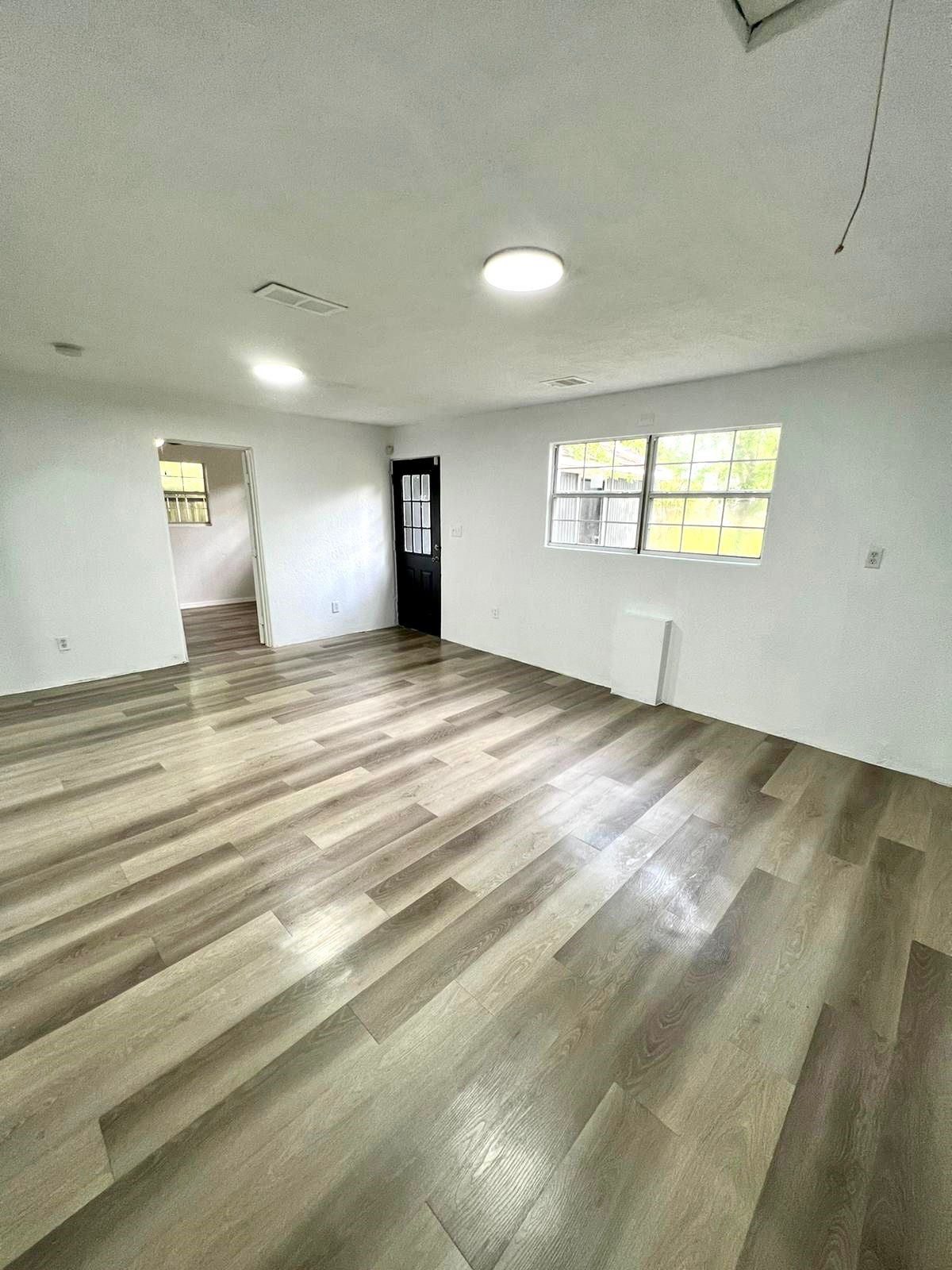 2107 Garvey Drive Property Photo 4