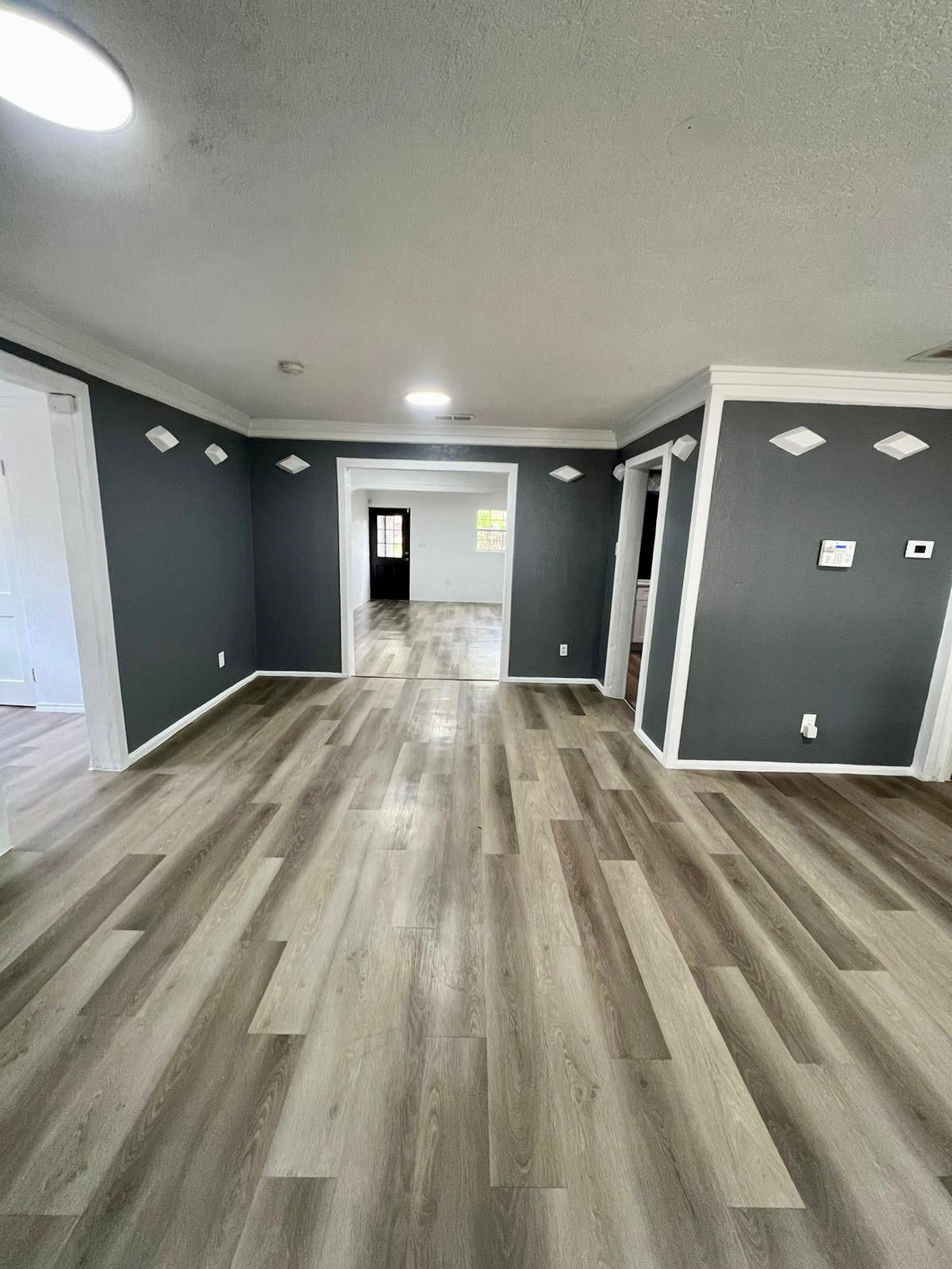 2107 Garvey Drive Property Photo 6