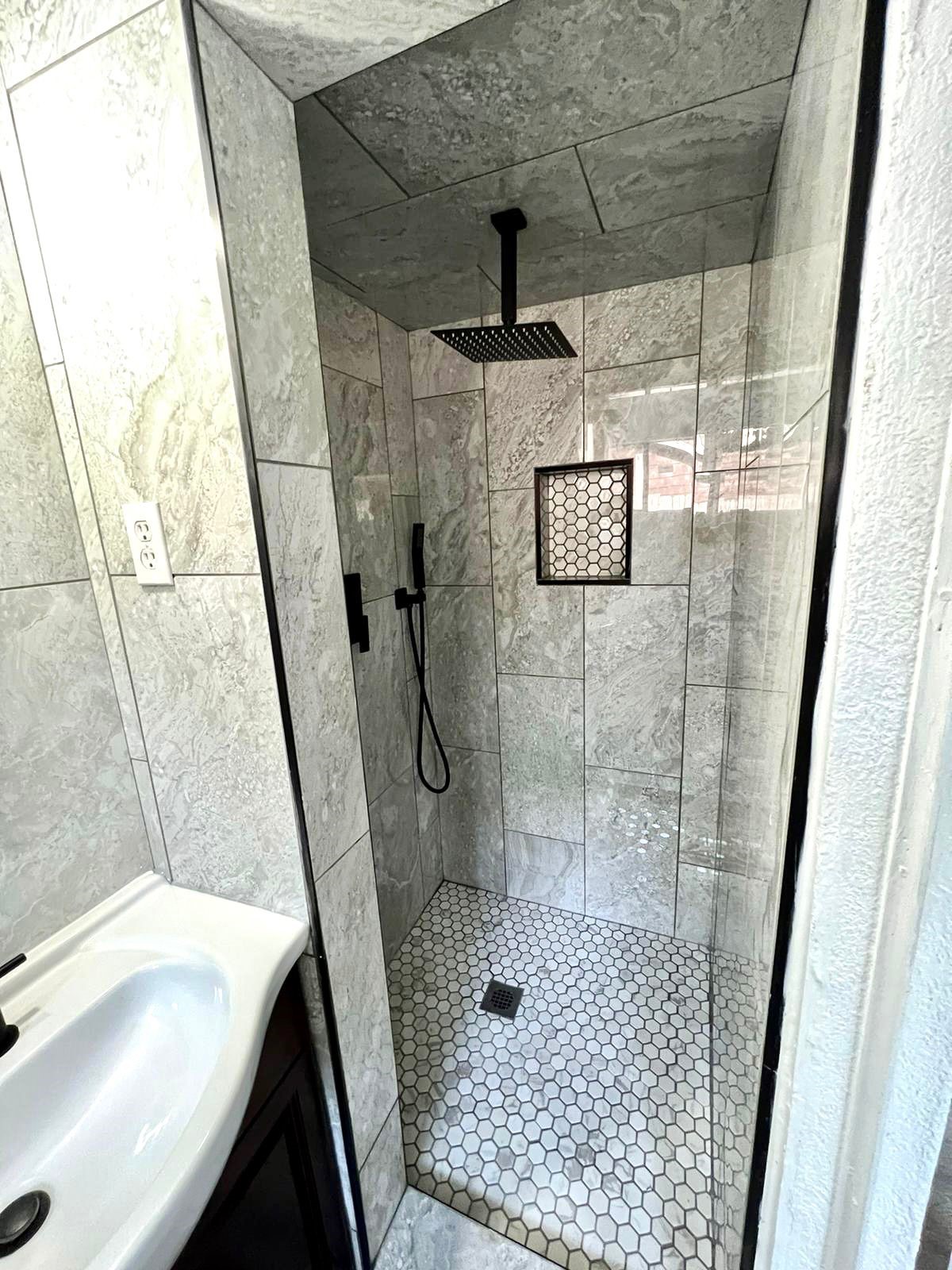 2107 Garvey Drive Property Photo 25
