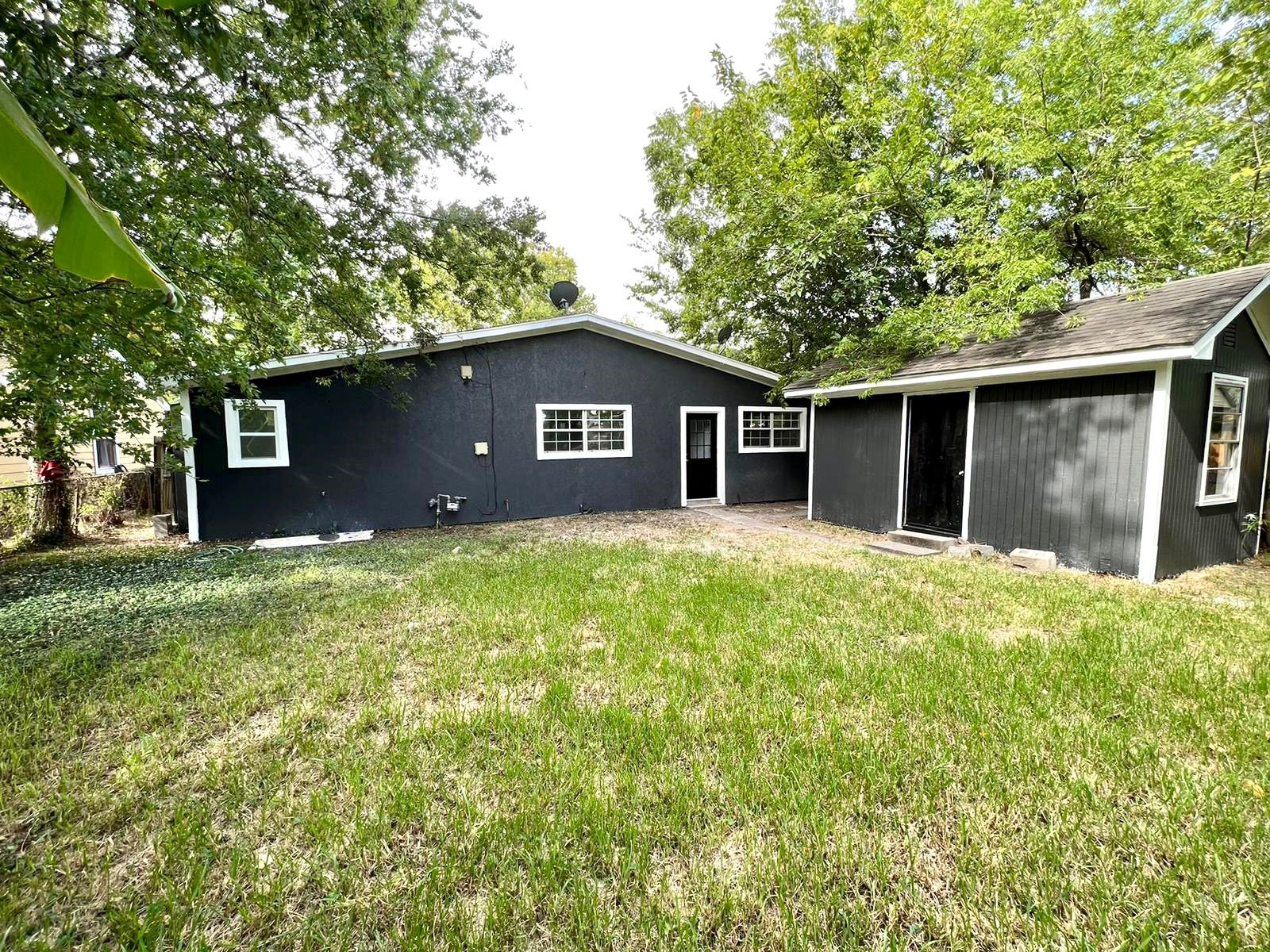 2107 Garvey Drive Property Photo 35