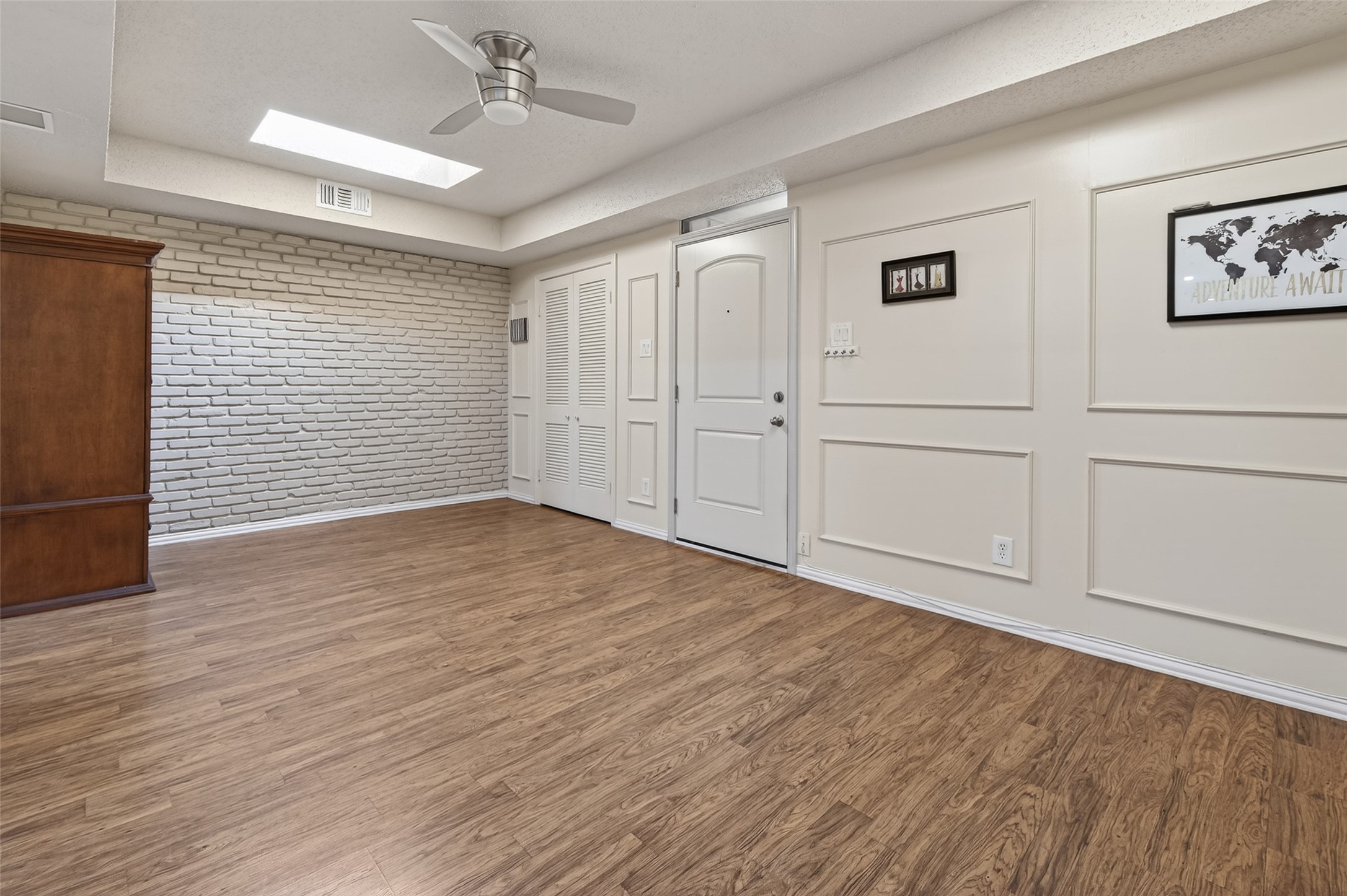 5530 Holly Street F Property Photo 16