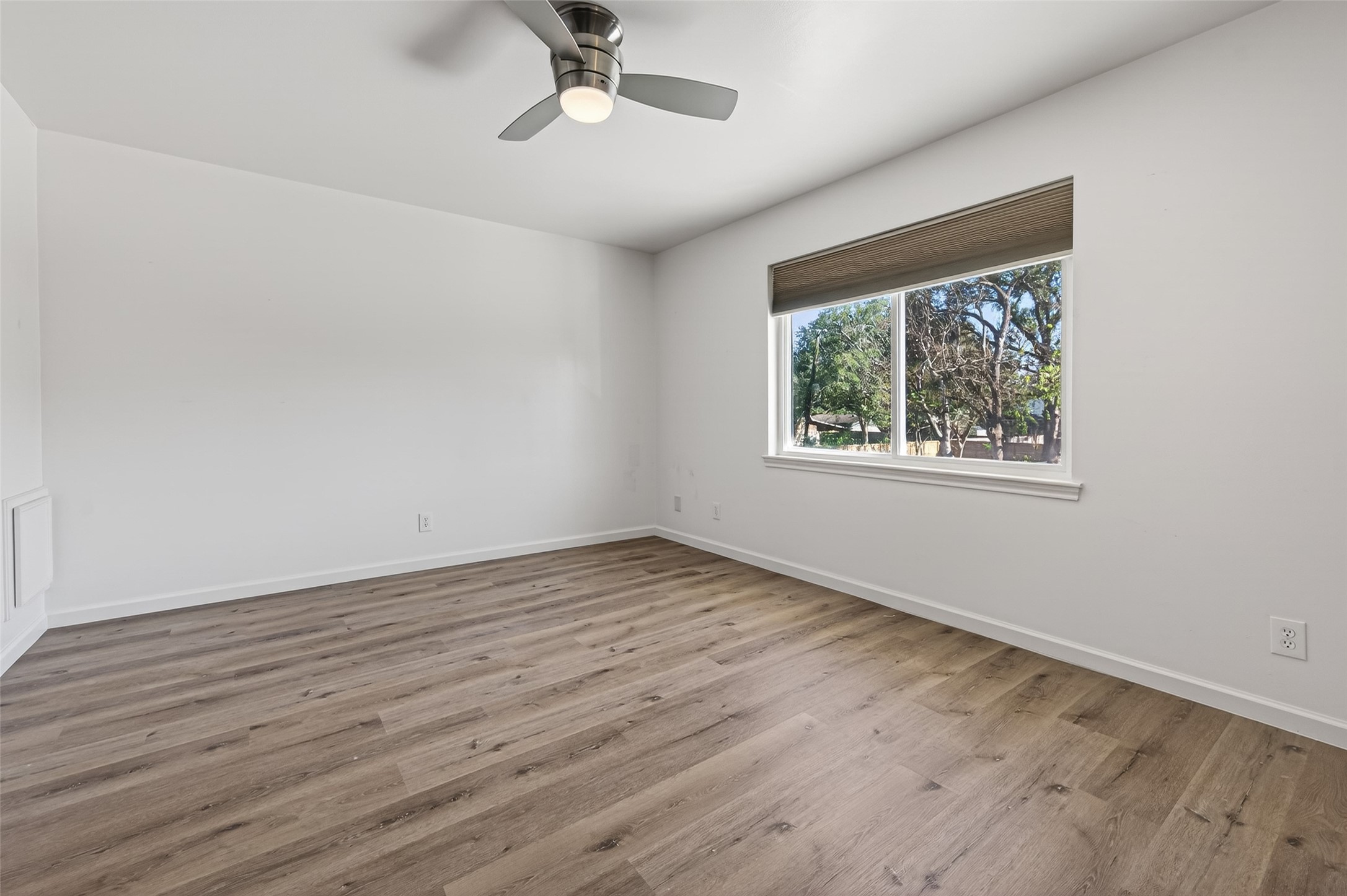 5530 Holly Street F Property Photo 19