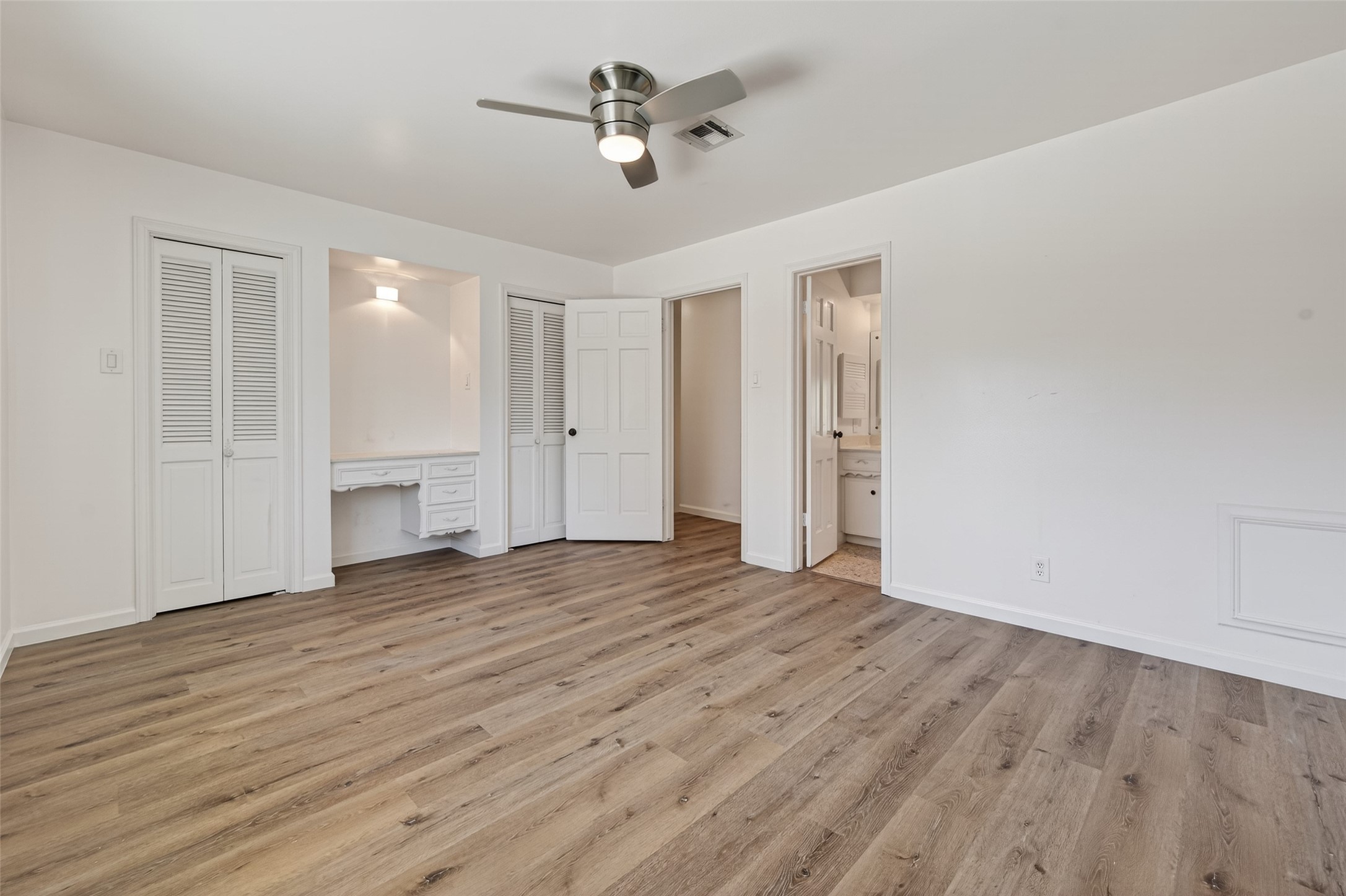 5530 Holly Street F Property Photo 21