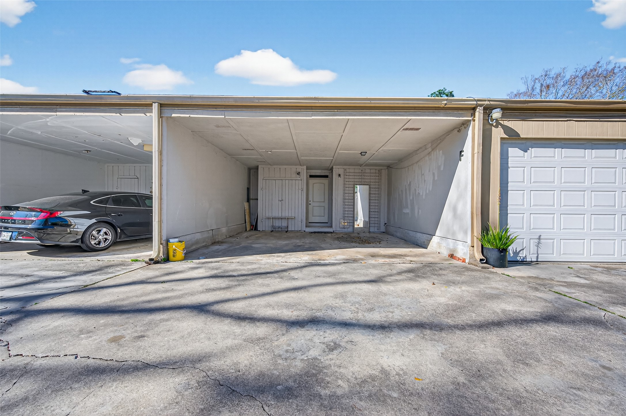 5530 Holly Street F Property Photo 36