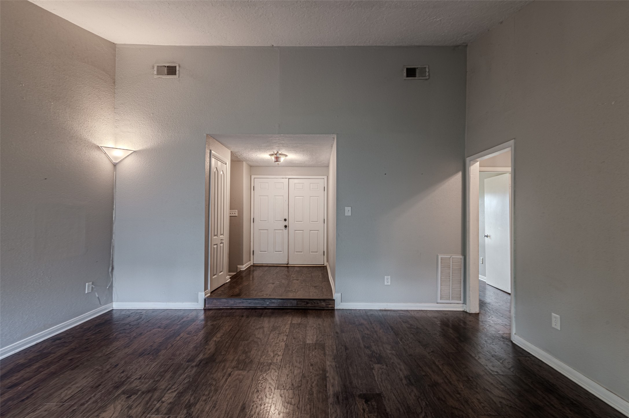 9702 Birsay Street Property Photo 3