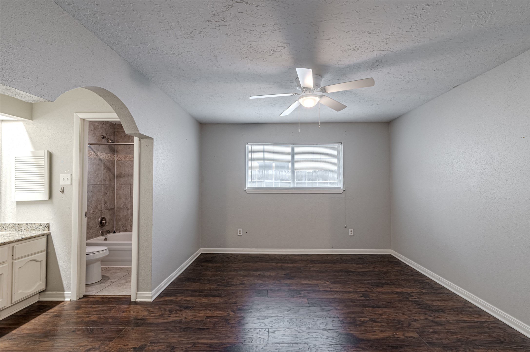 9702 Birsay Street Property Photo 11