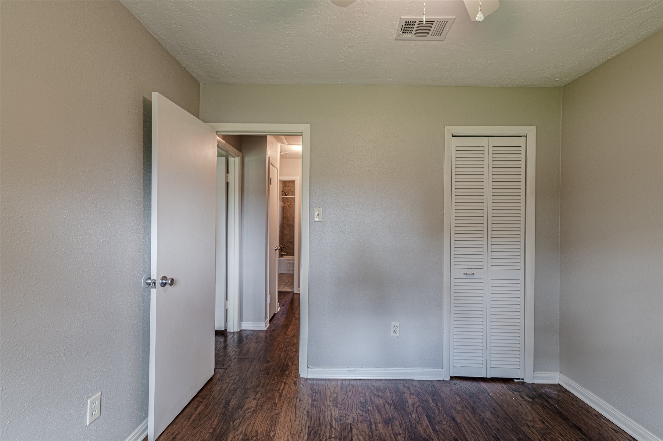 9702 Birsay Street Property Photo 22