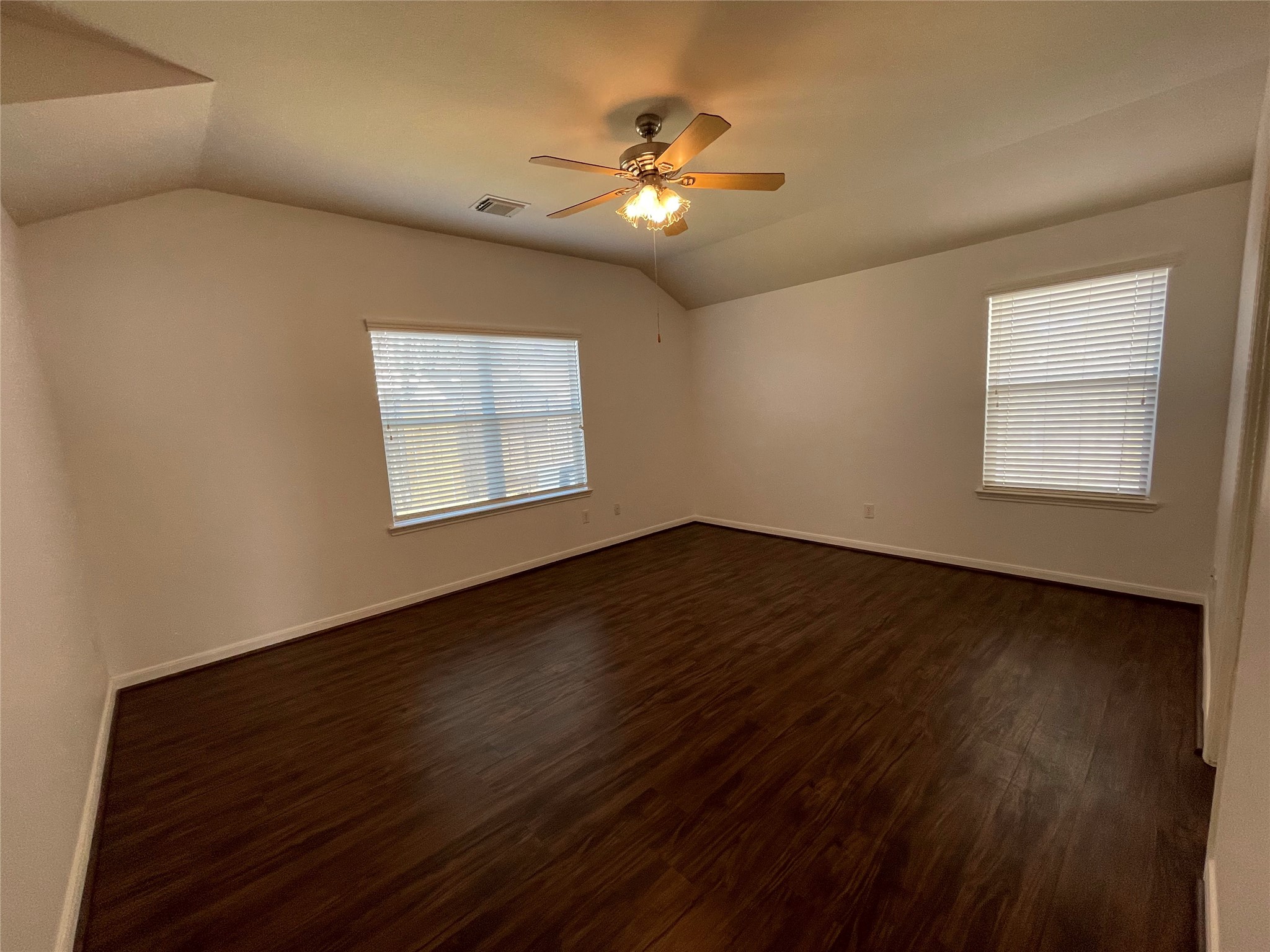 2210 Tremont Trail Lane Property Photo 7