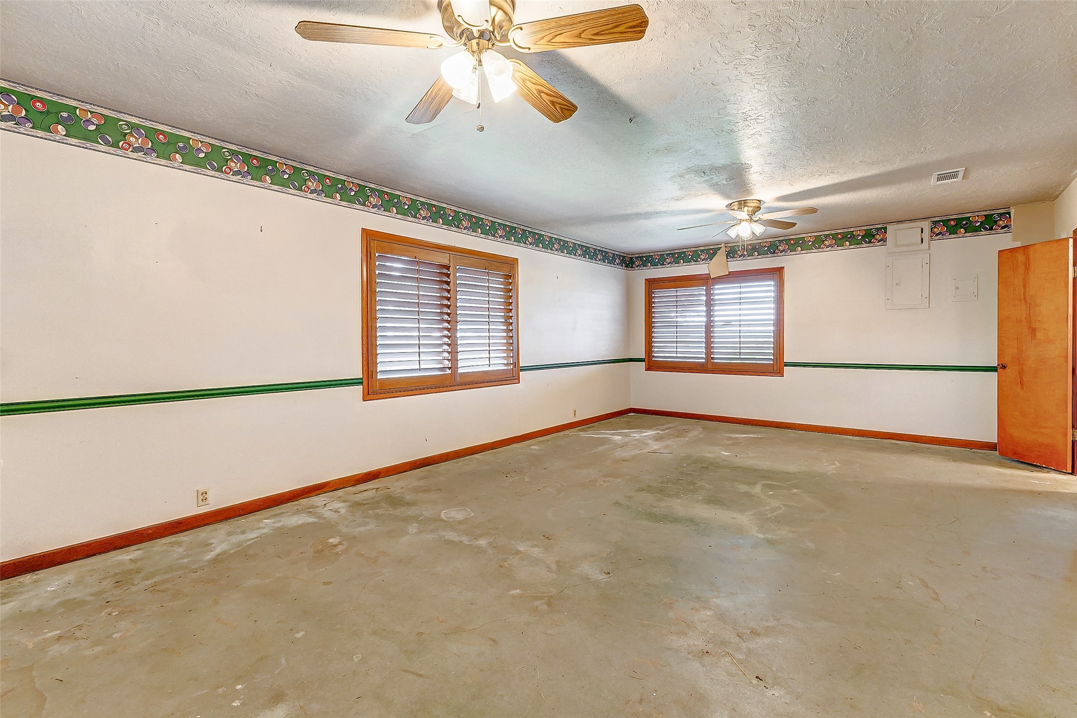 11503 Highway 36 Property Photo 17