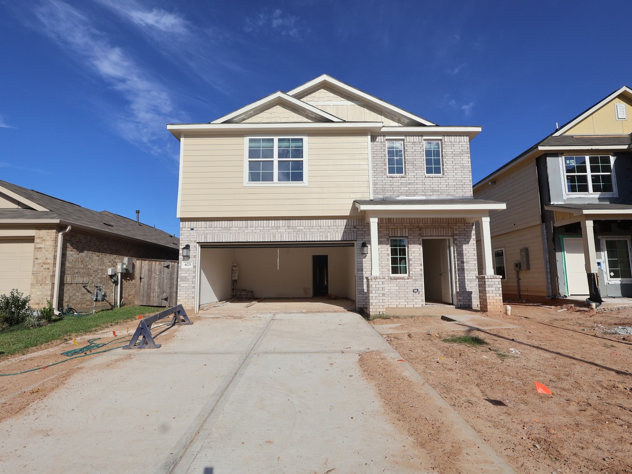 673 Falling Cave Drive Property Photo 1
