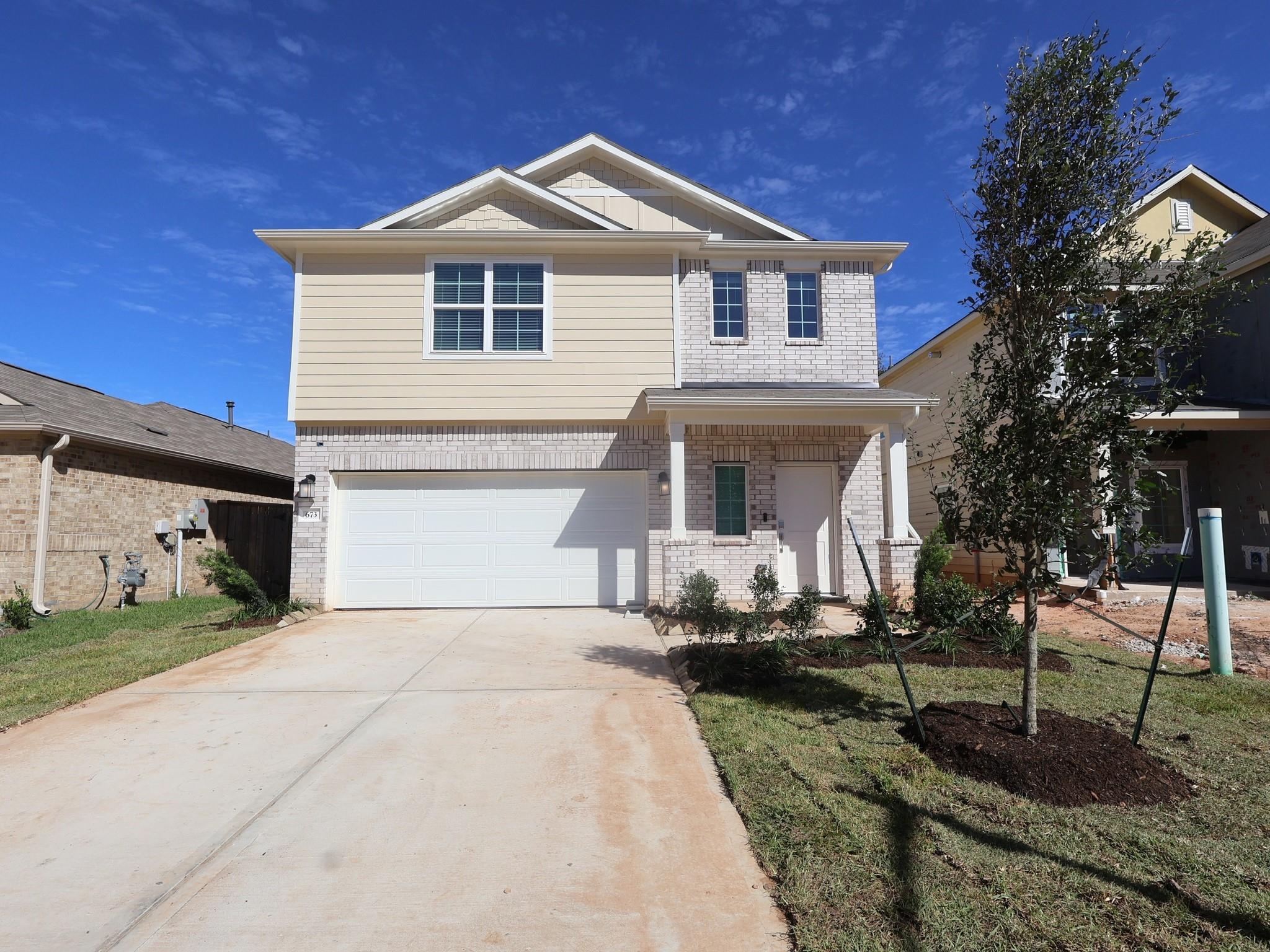 673 Falling Cave Drive Property Photo 1