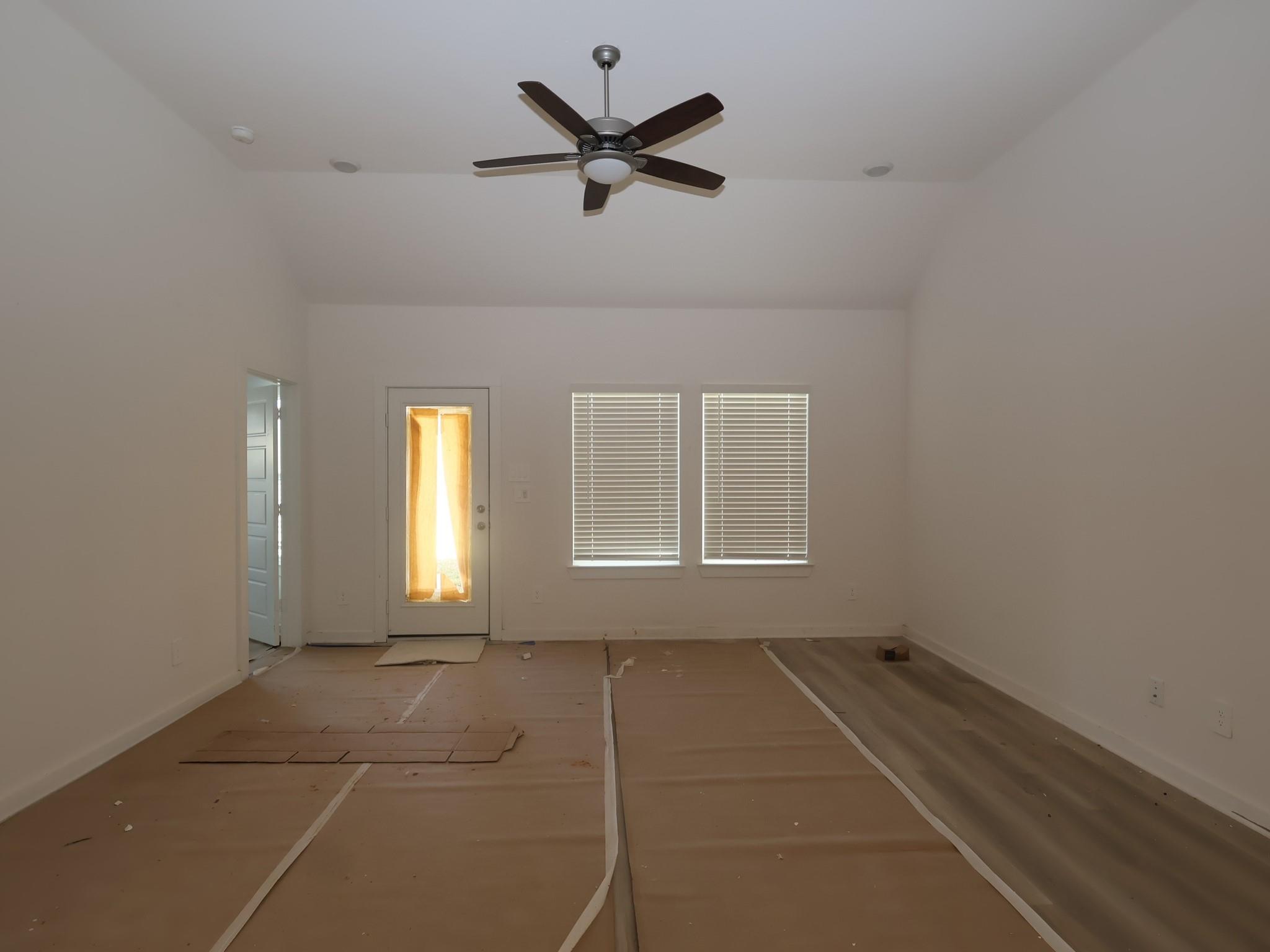 673 Falling Cave Drive, Willis Tx 77378 Property Photo 4