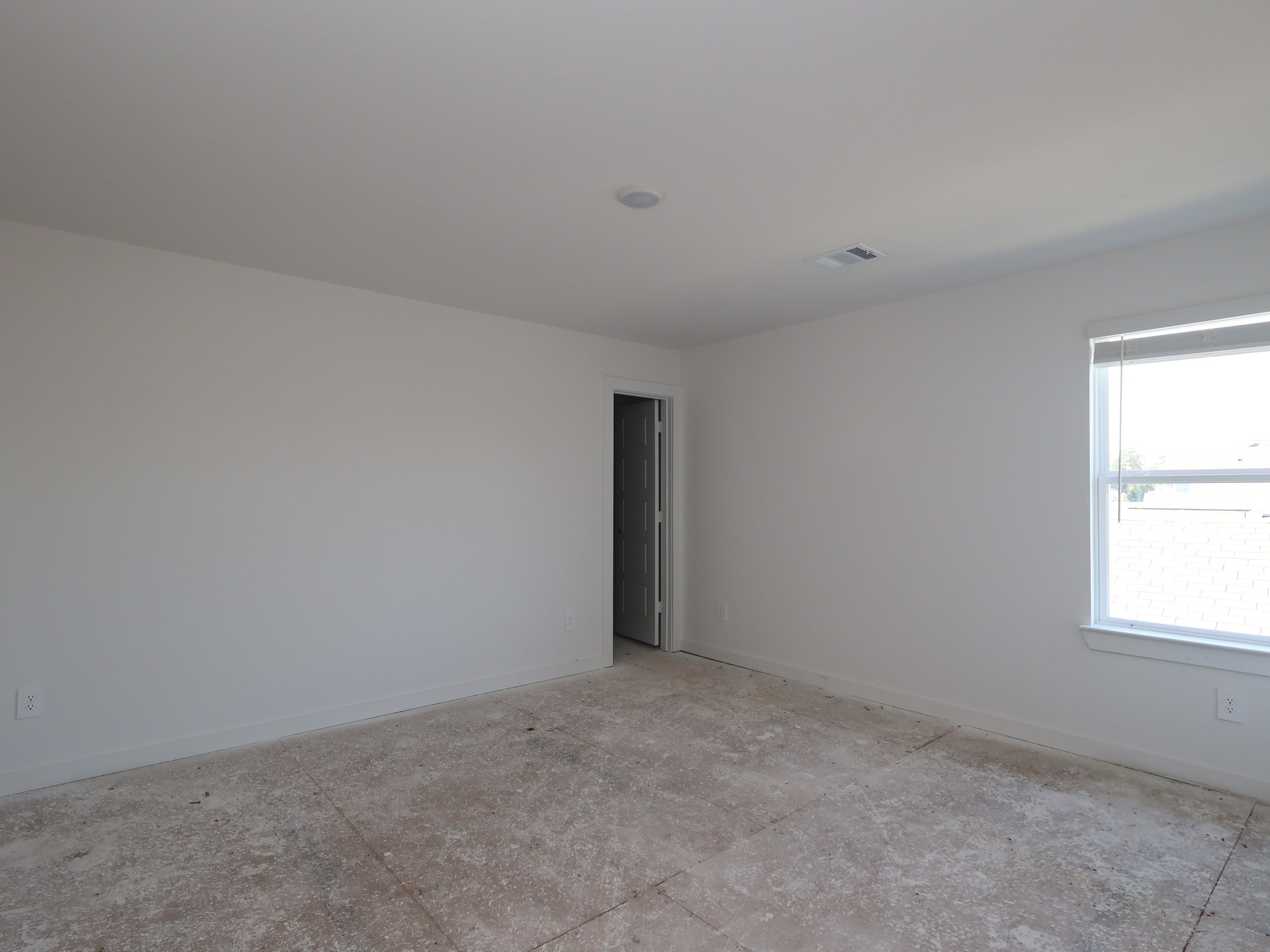 673 Falling Cave Drive Property Photo 9
