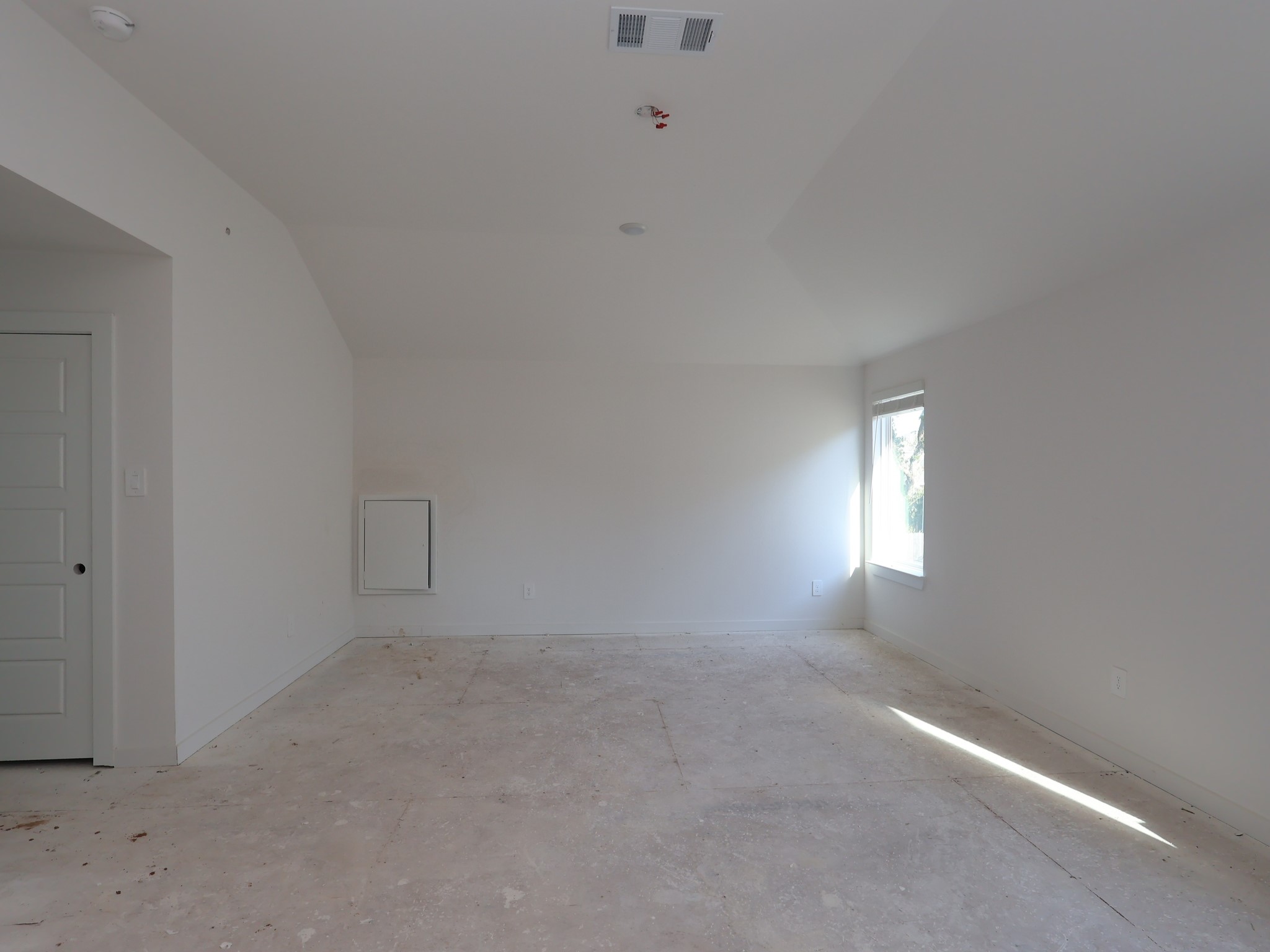 673 Falling Cave Drive Property Photo 11