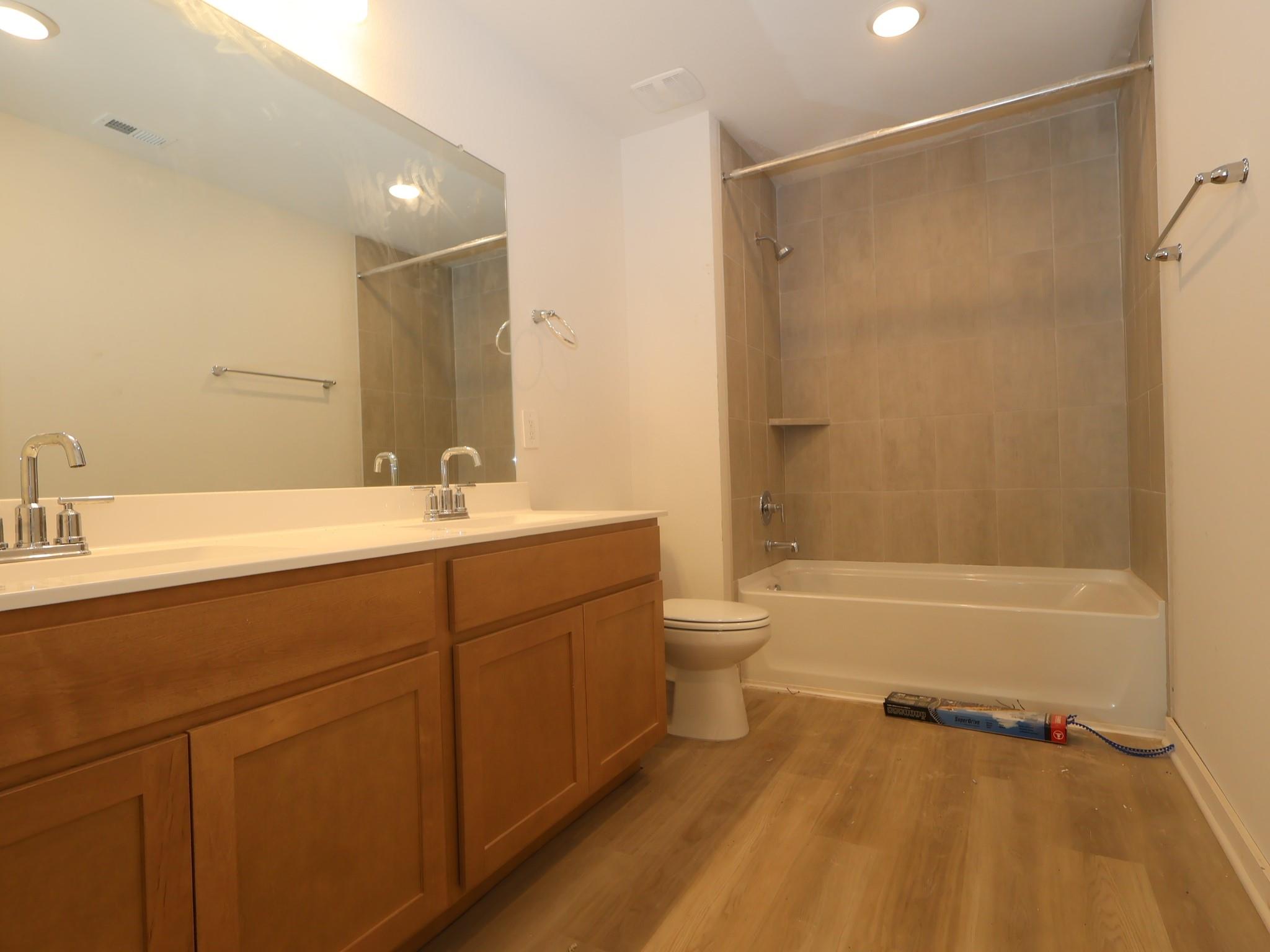 673 Falling Cave Drive, Willis Tx 77378 Property Photo 12