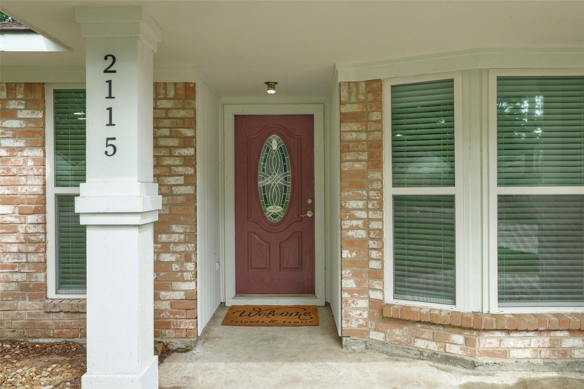2115 Wickburn Drive Property Photo 2