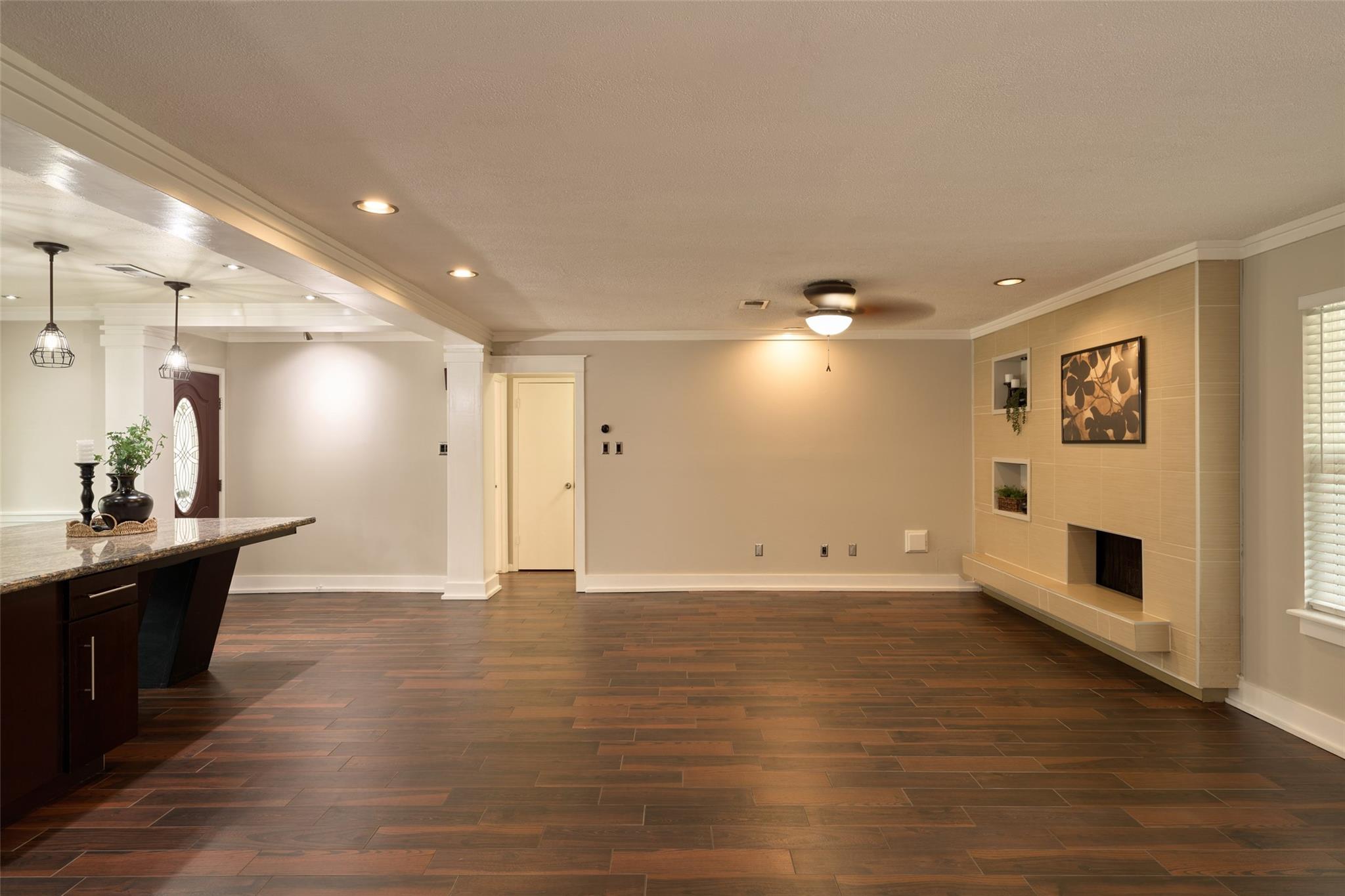 2115 Wickburn Drive Property Photo 15