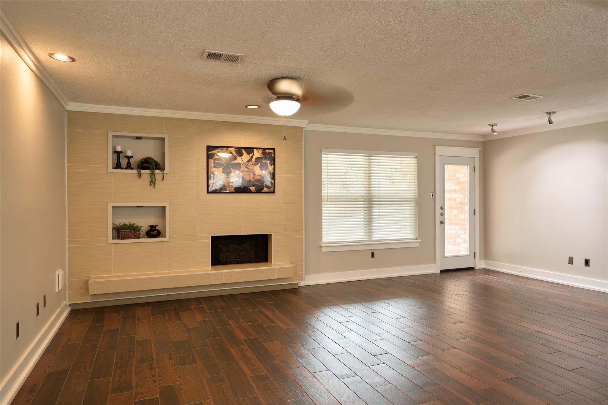 2115 Wickburn Drive Property Photo 17