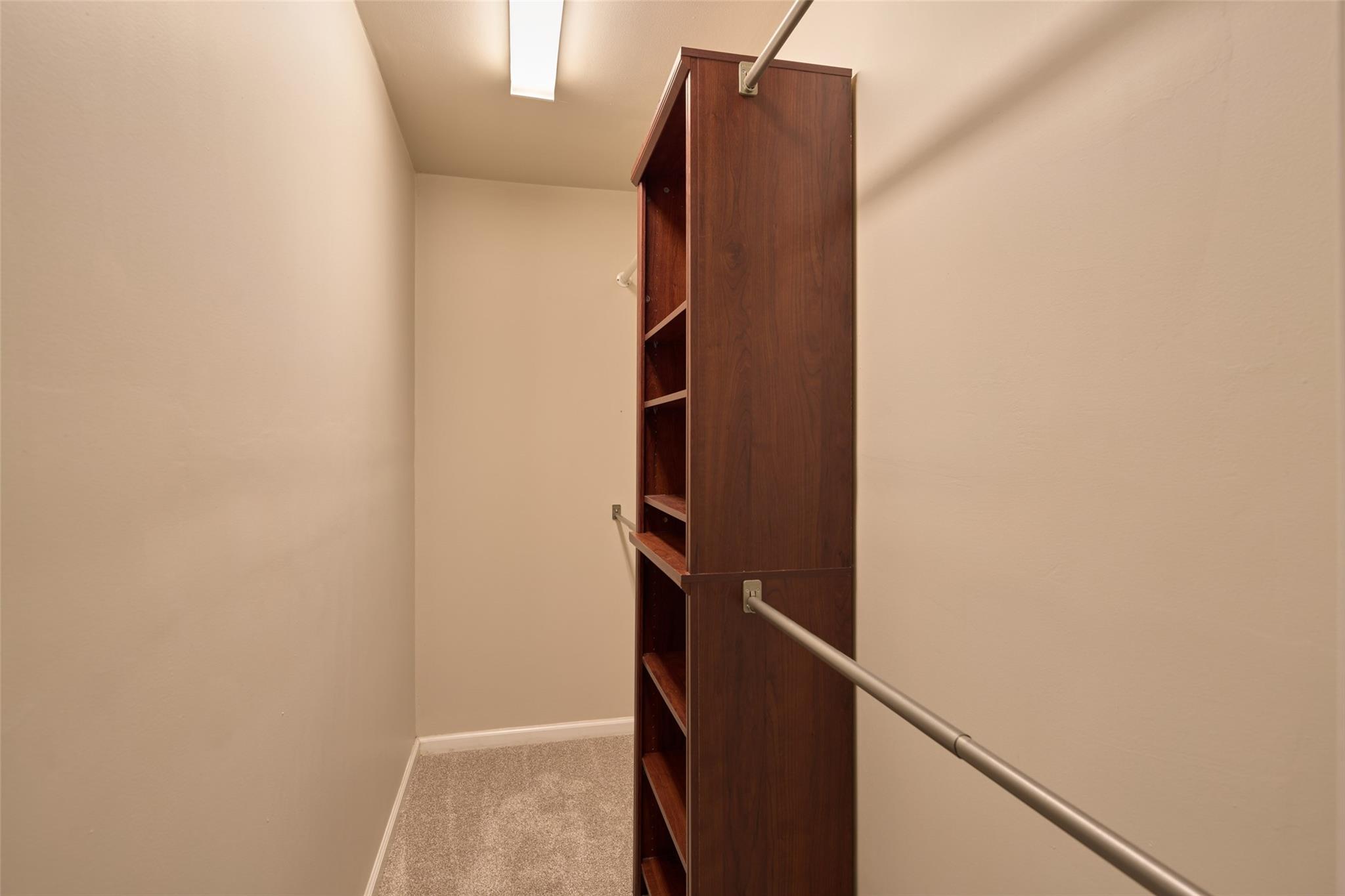 2115 Wickburn Drive Property Photo 29