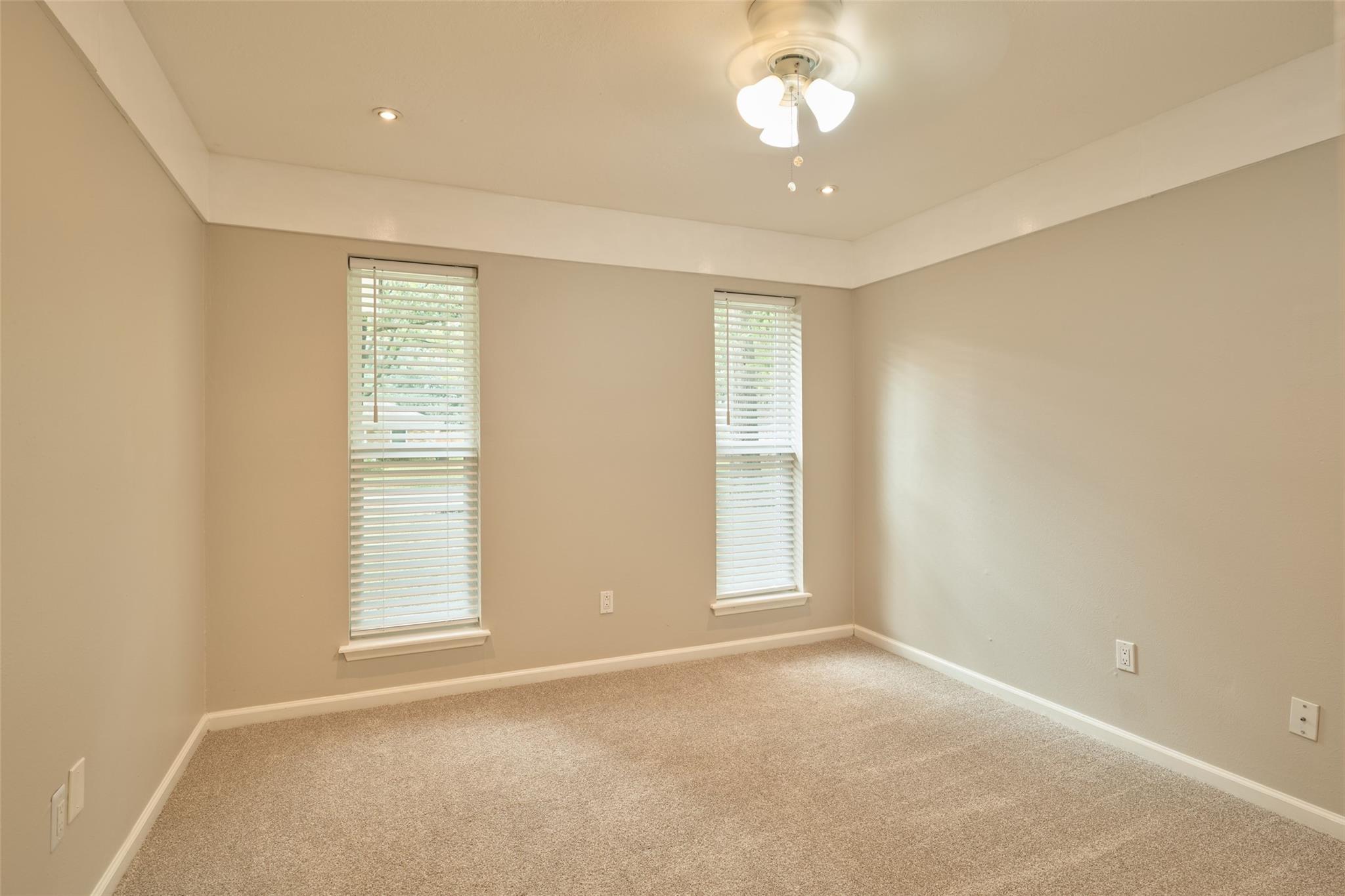 2115 Wickburn Drive Property Photo 31