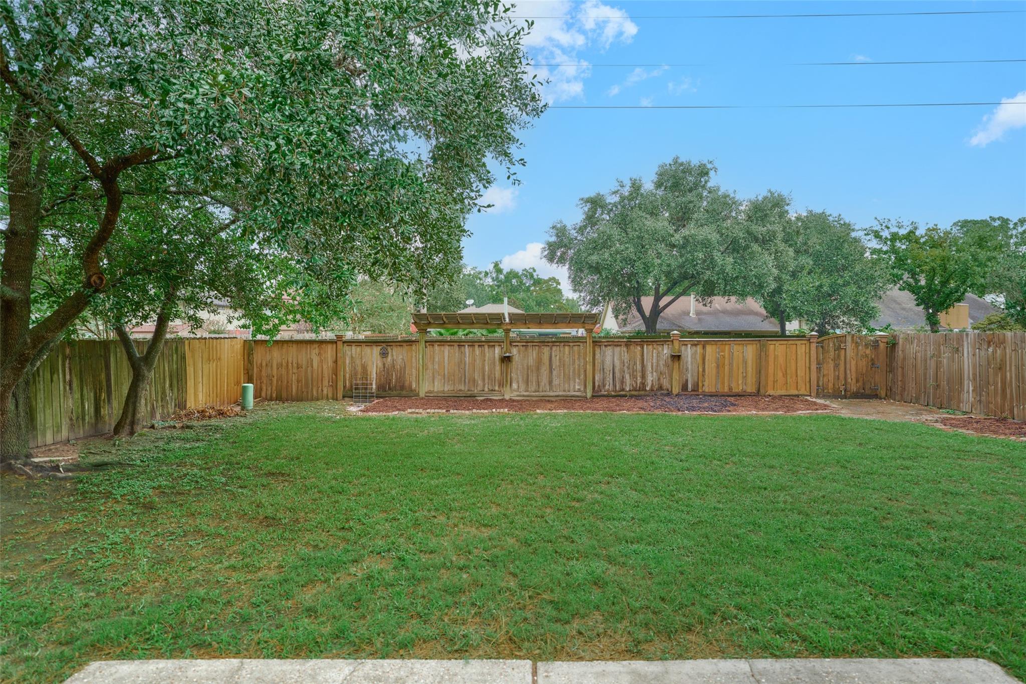 2115 Wickburn Drive Property Photo 35