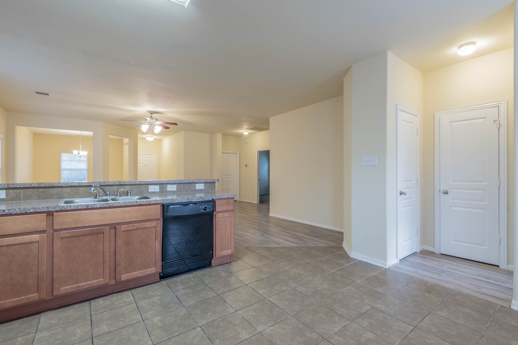 17407 Blackstone Trails Drive Property Photo 9