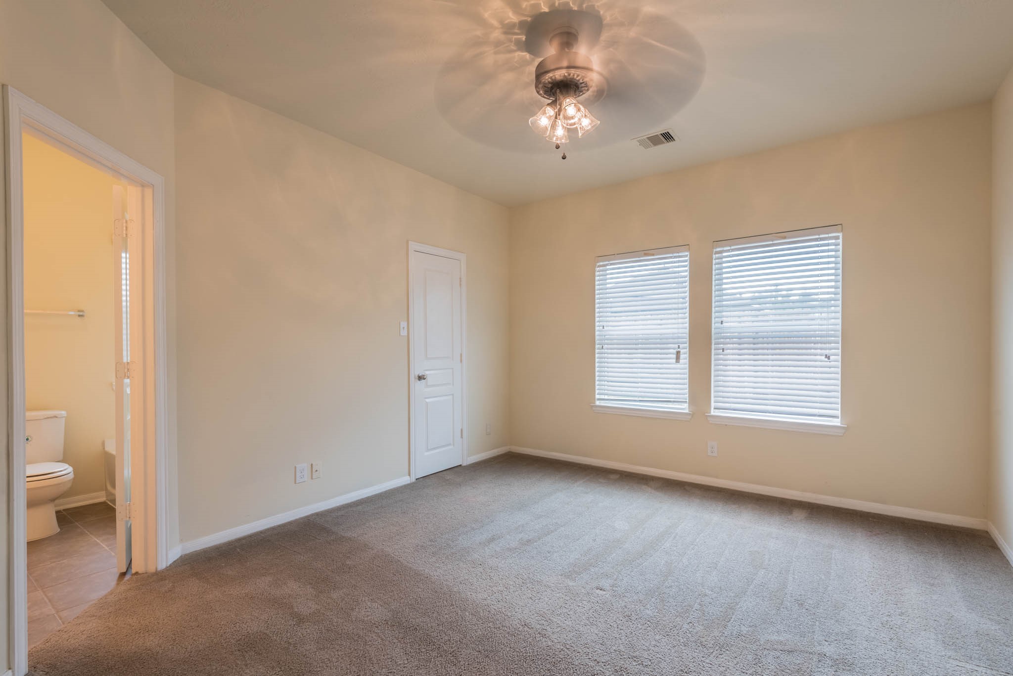 17407 Blackstone Trails Drive Property Photo 12